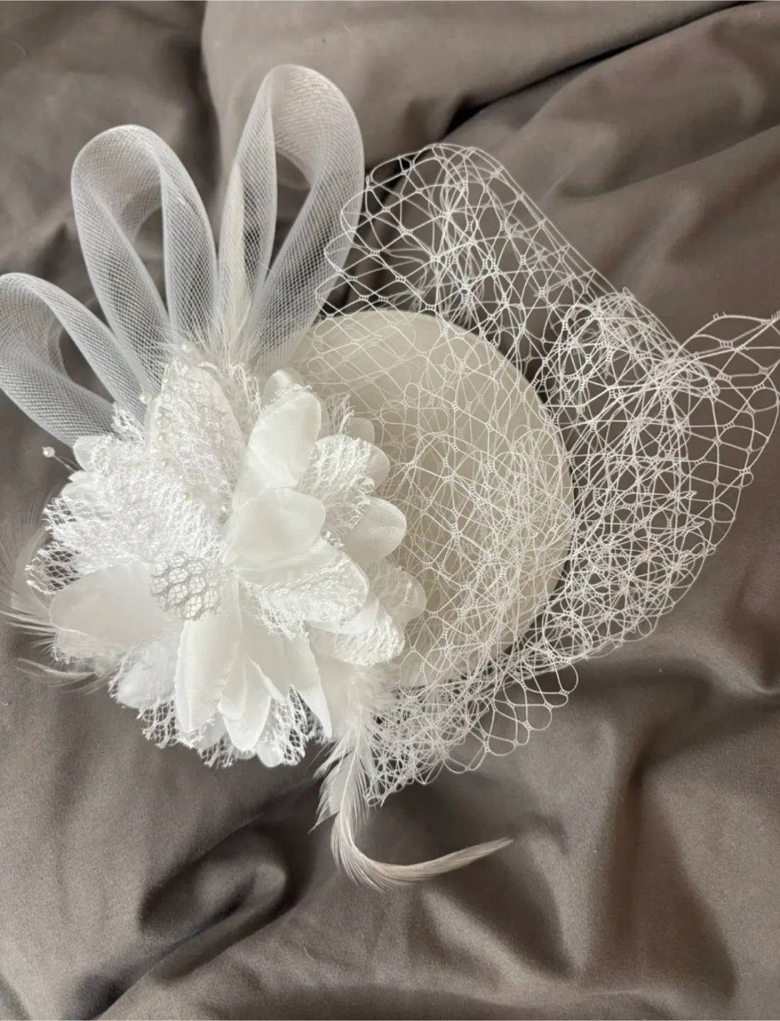 White Fascinator Headband - New thumbnail
