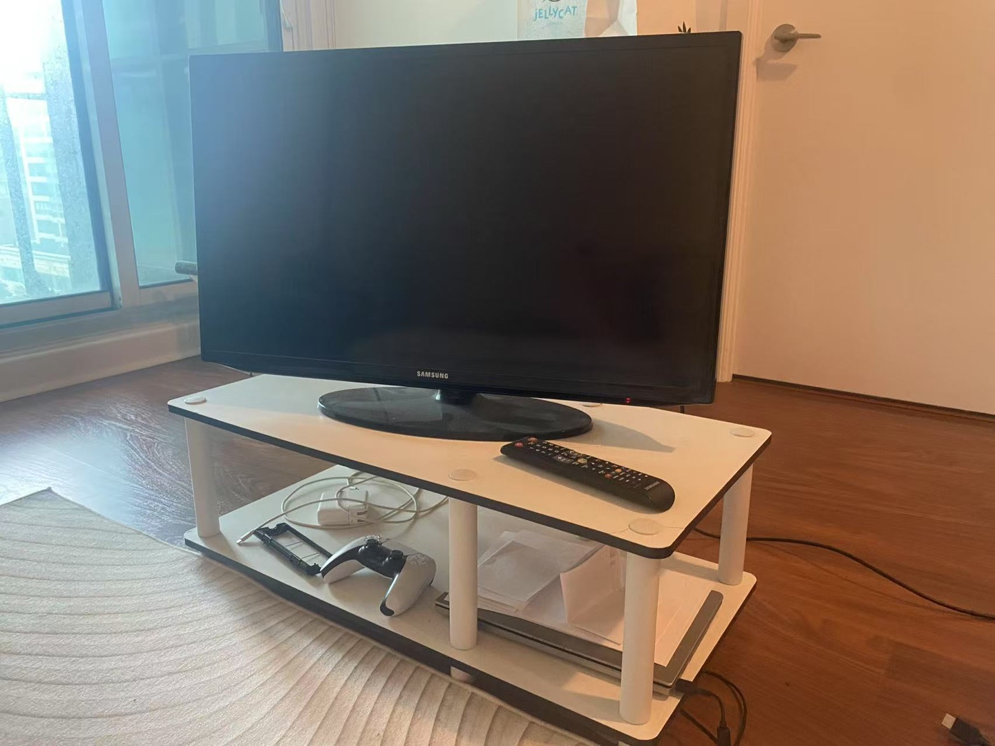Samsung TV monitor - photo 2