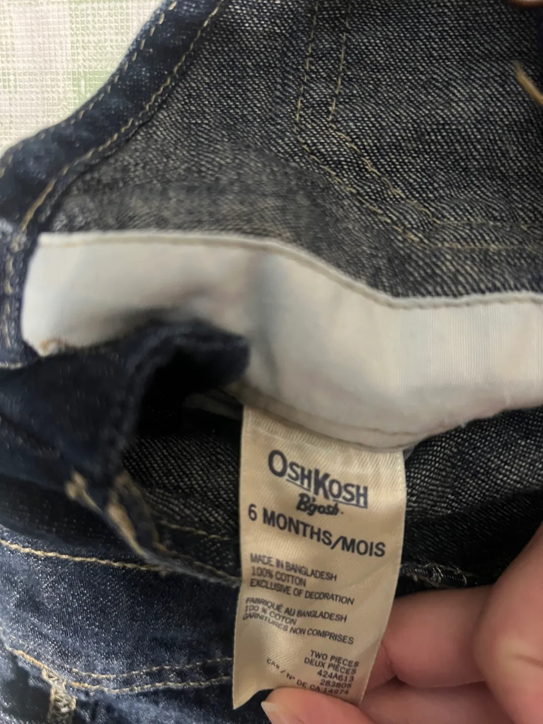 OshKosh B'gosh Denim Overalls - 6 Months image indicator(3)