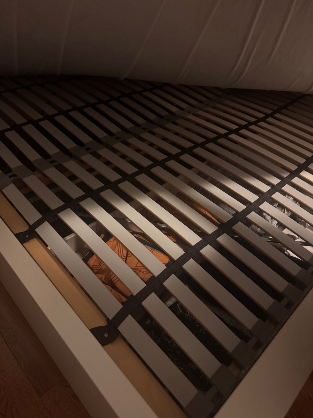 IKEA Malm White Queen Size Bed Frame - photo 3