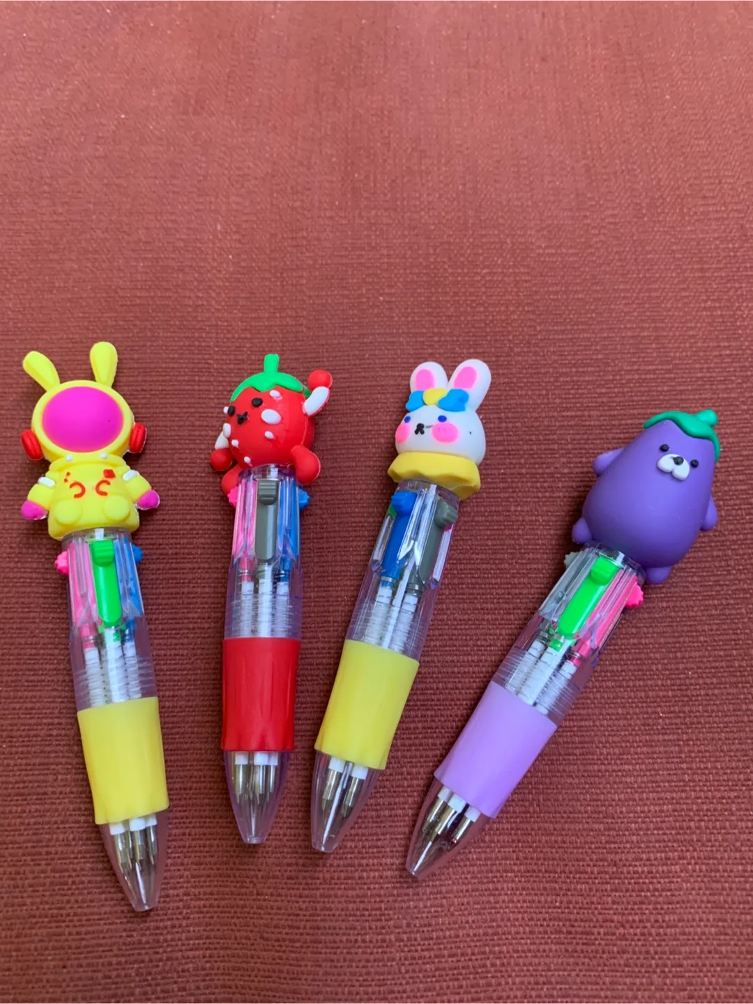 Cute Character Multi-Colour Pens 🥕 image indicator(8)