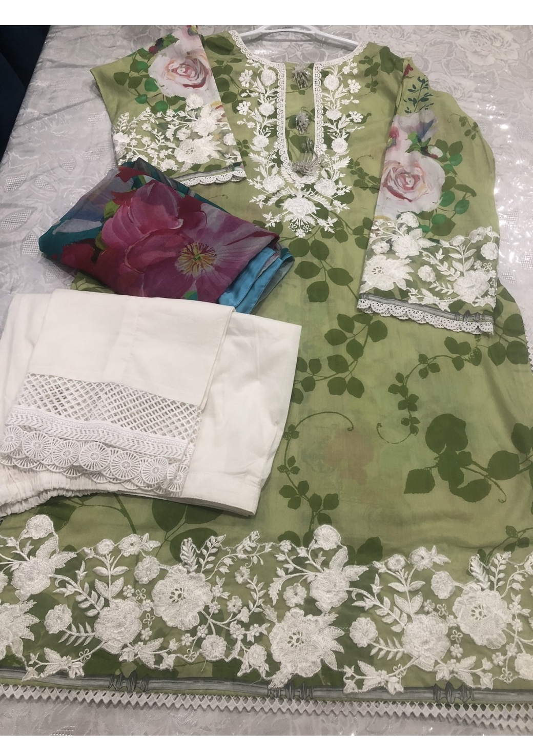 Floral Embroidered sapphire suit - photo 4