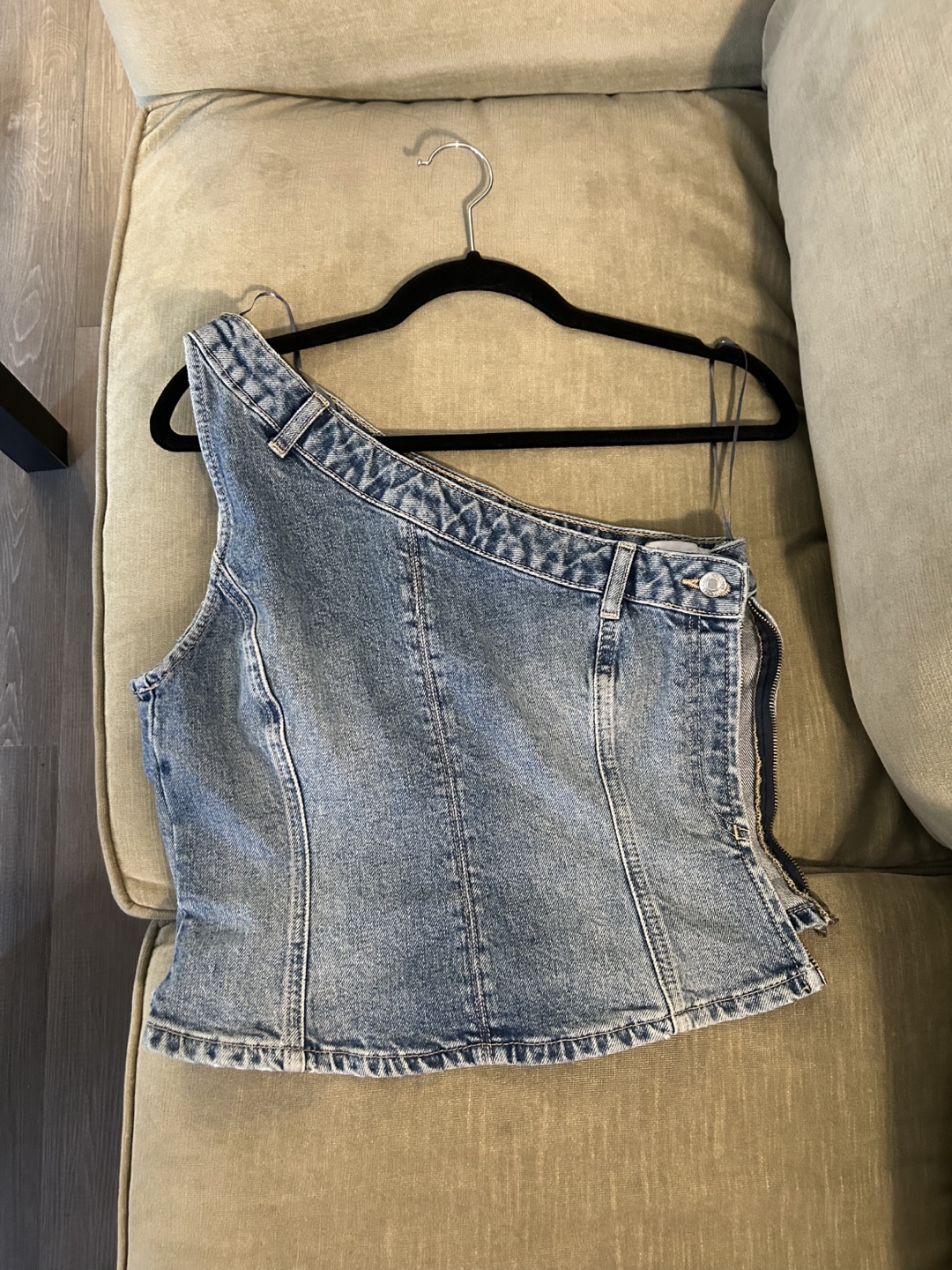 Zara Off Shoulder Top 💙
