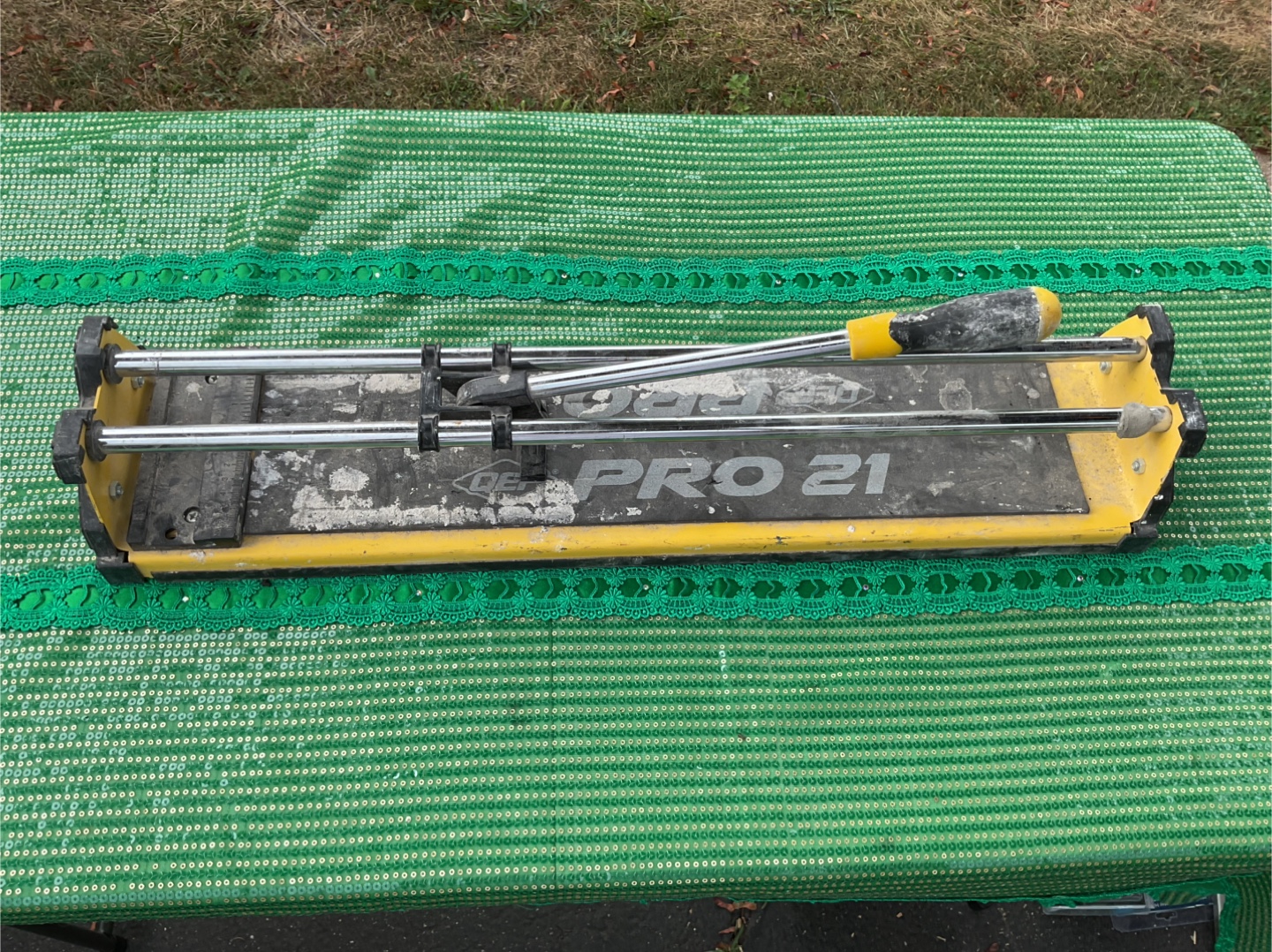 QEP Pro 21 Tile Cutter