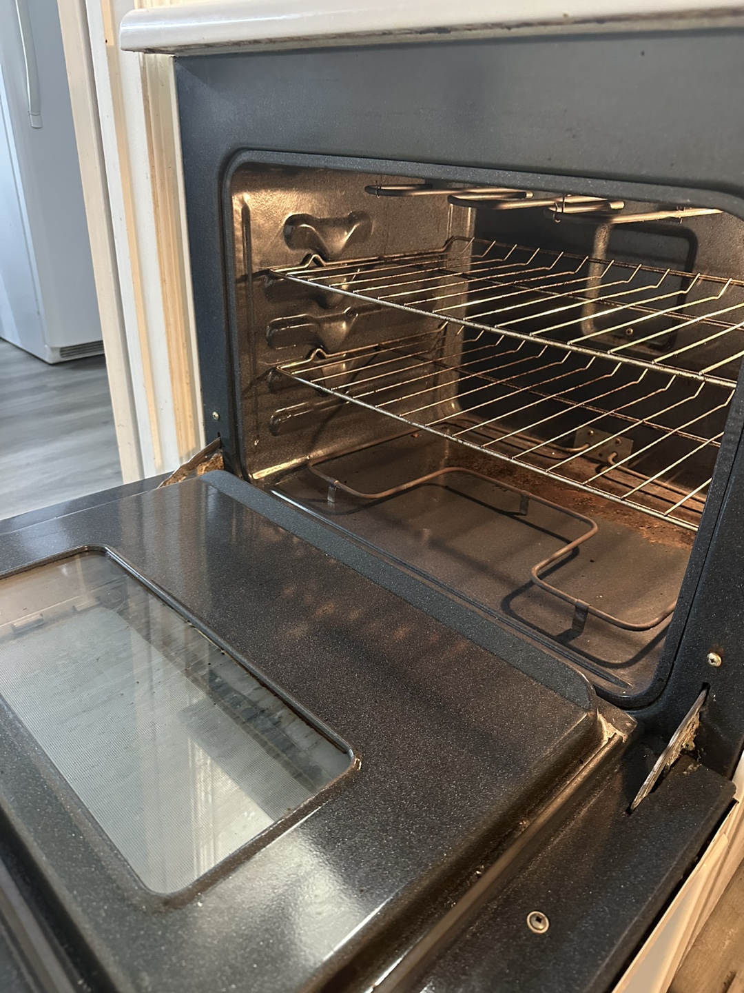 White Electric Stove - photo 2