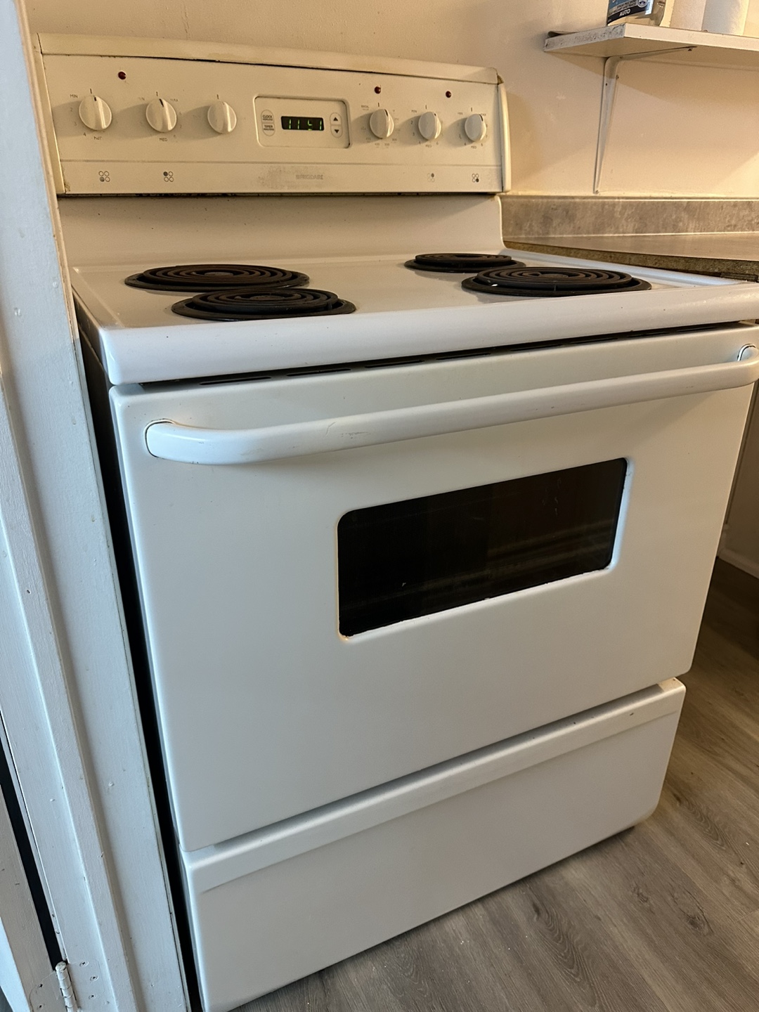 White Electric Stove - photo 3
