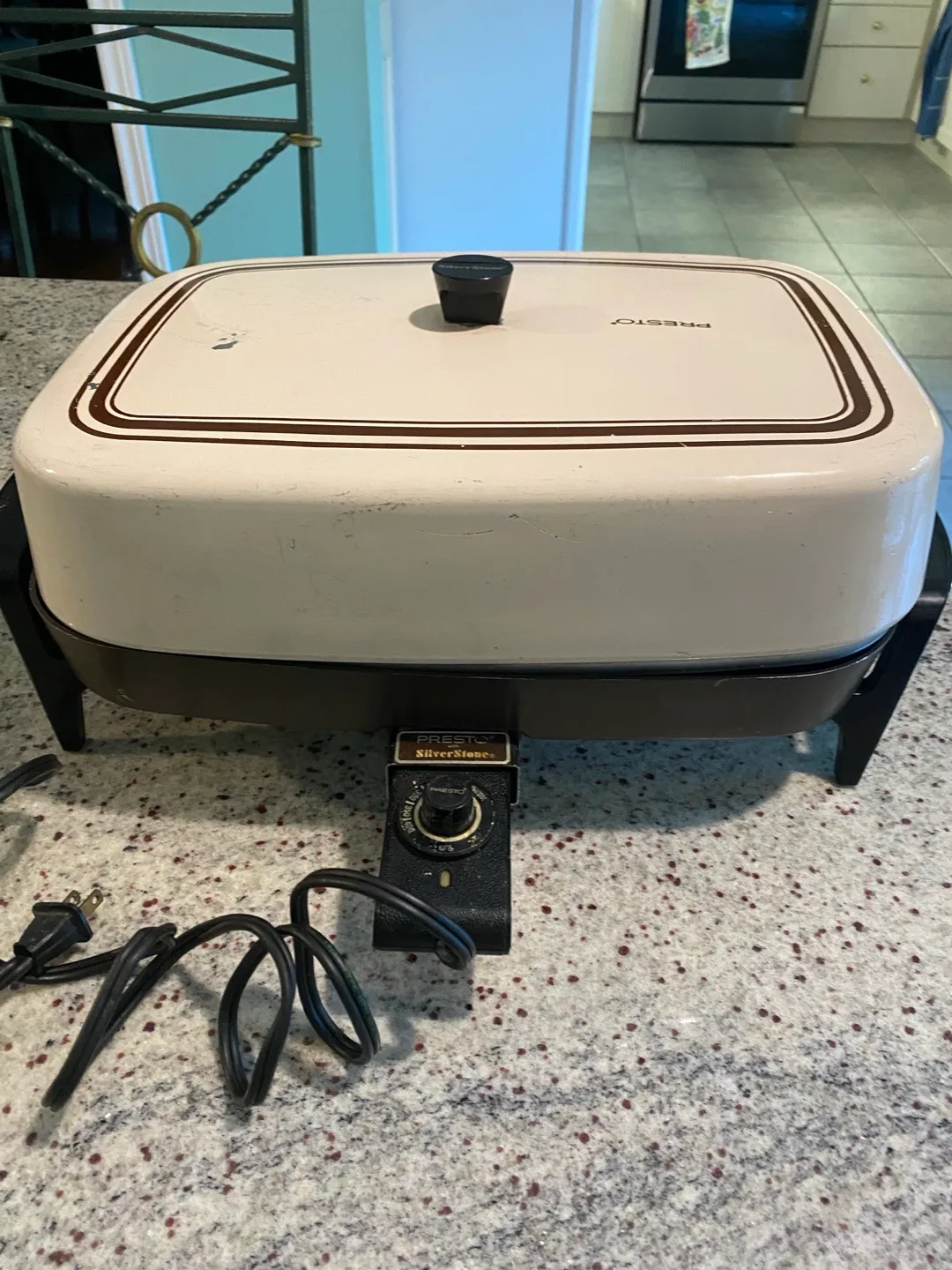 Electric Skillet thumbnail