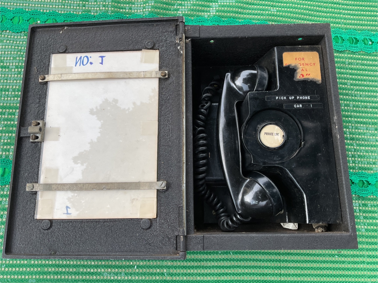VINTAGE WESTERN ELECTRIC WALL MOUNTED ELEVATOR PHONE