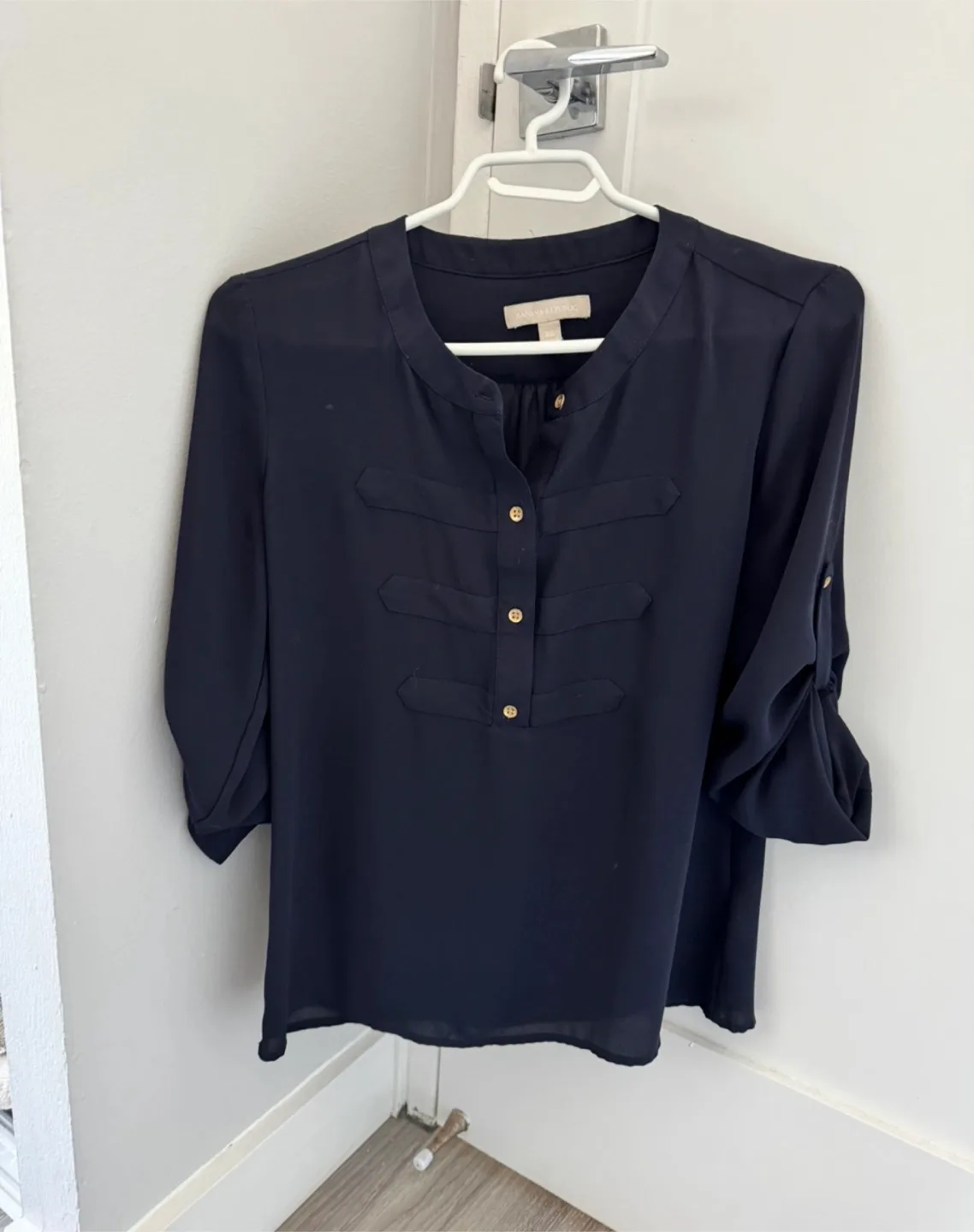[FREE] Banana Republic XS Navy Blouse thumbnail