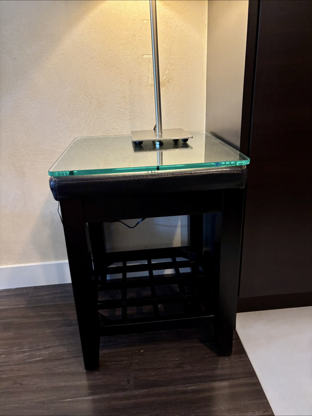 Glass Top End Table / stool - photo 2