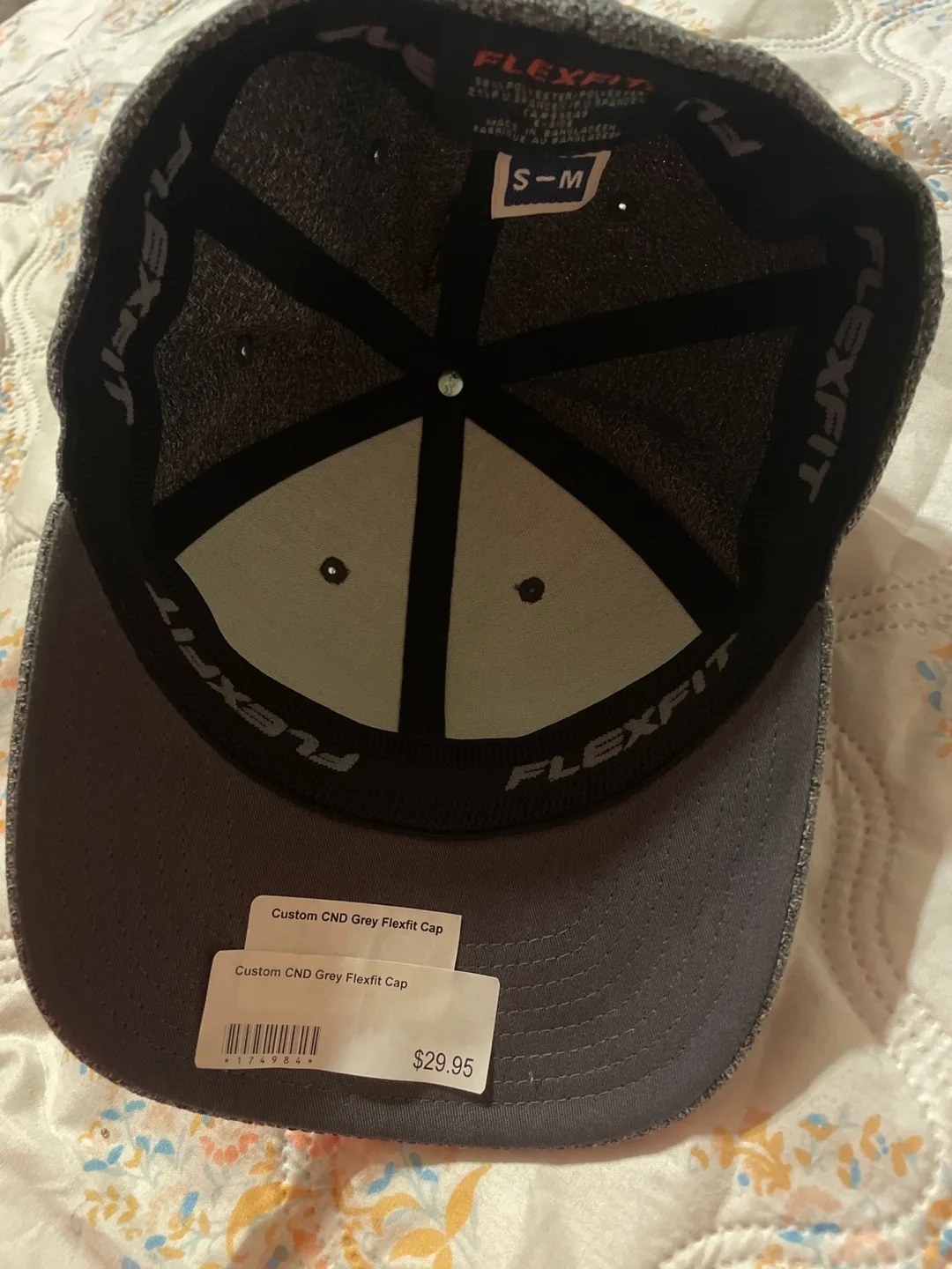 Flexfit Canada Grey Hat - Size S/M image indicator(4)
