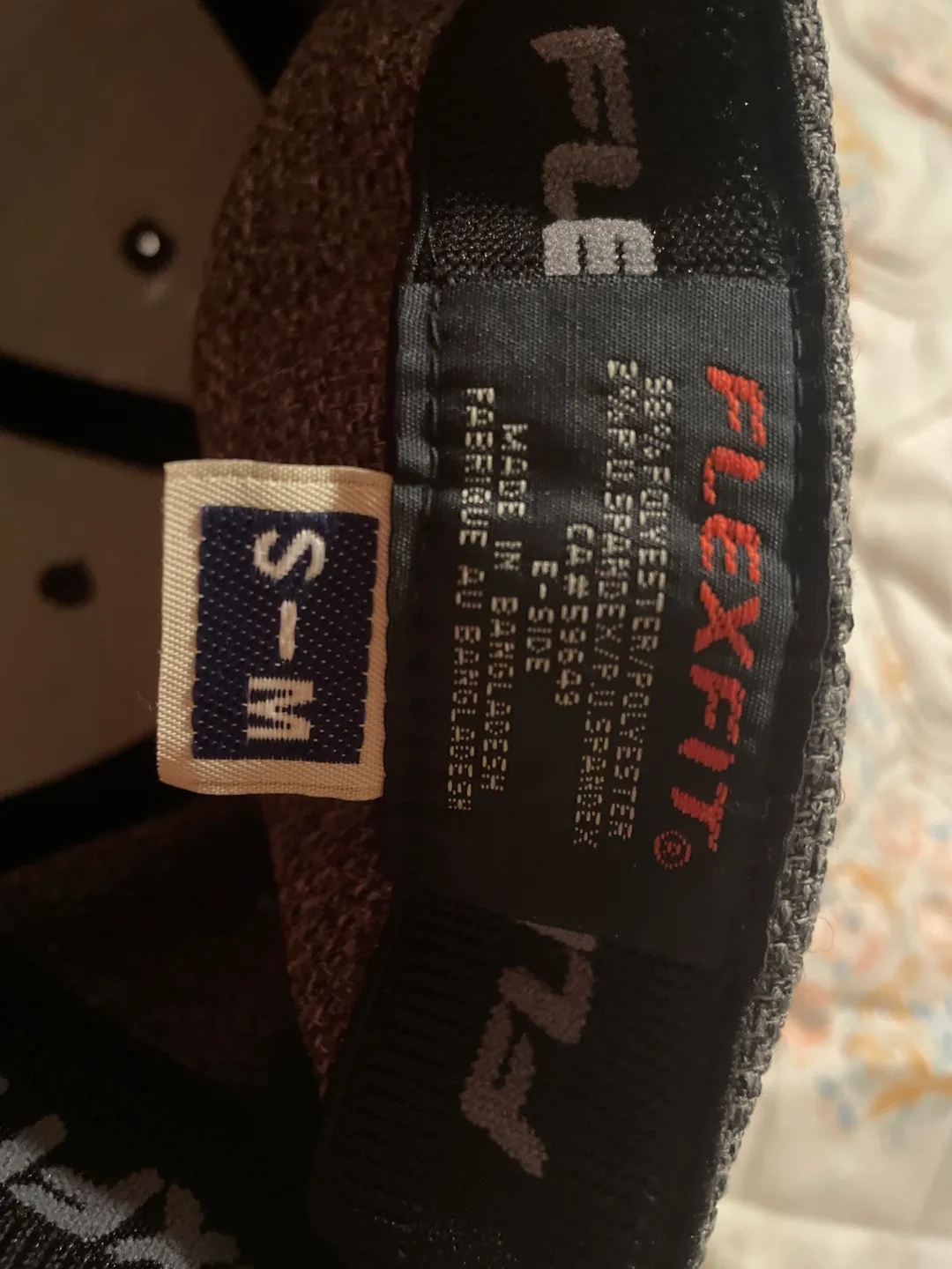 Flexfit Canada Grey Hat - Size S/M image indicator(3)