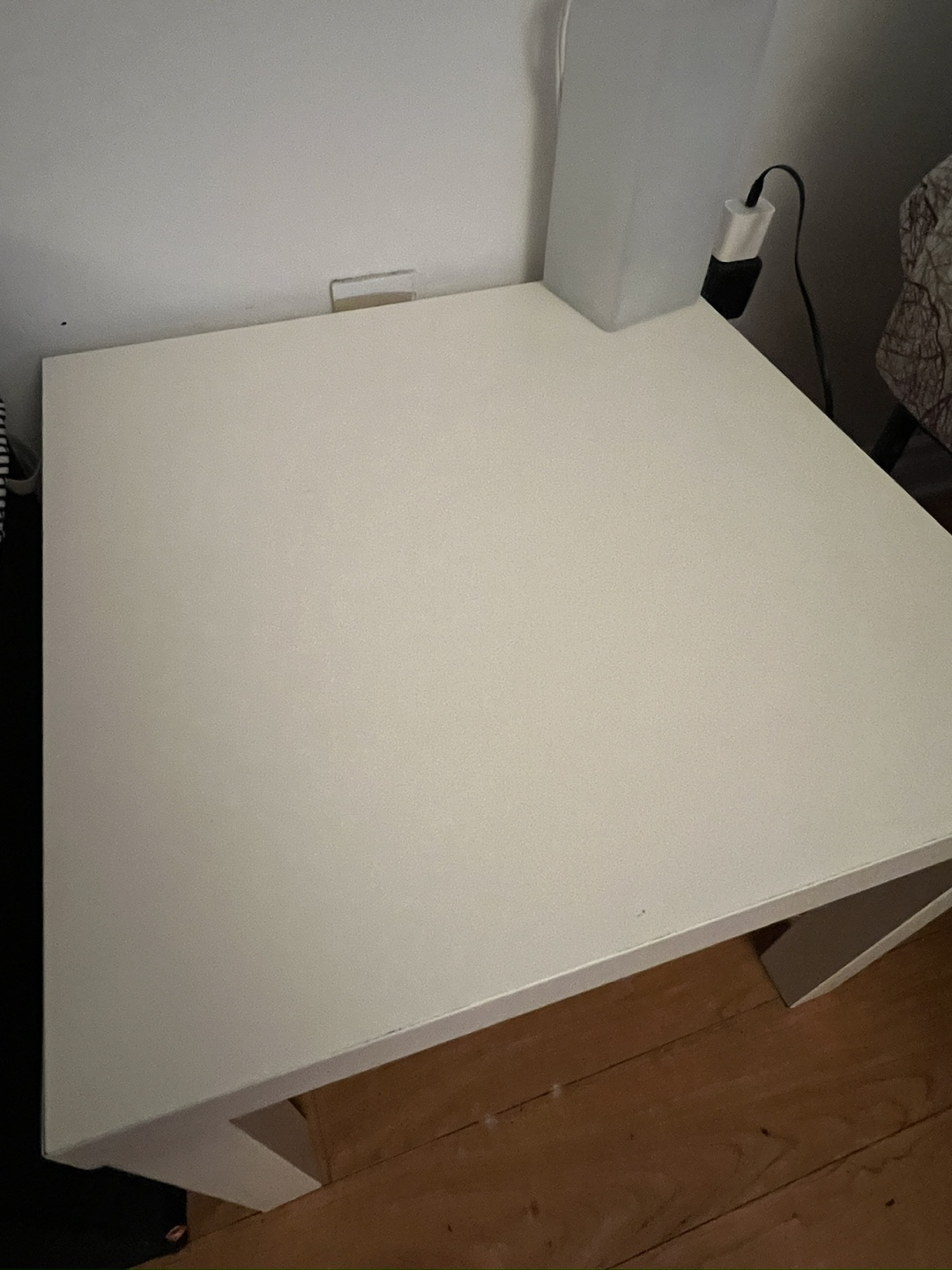 2 Ikea LACK tables