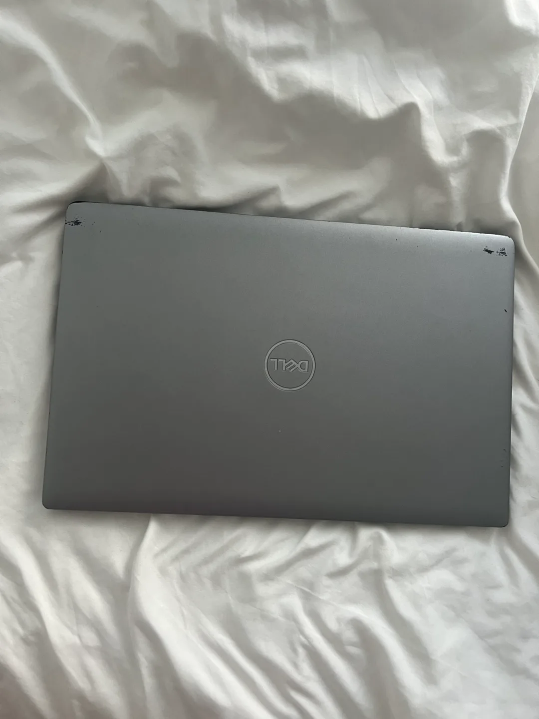 Dell Latitude 5520 Laptop thumbnail