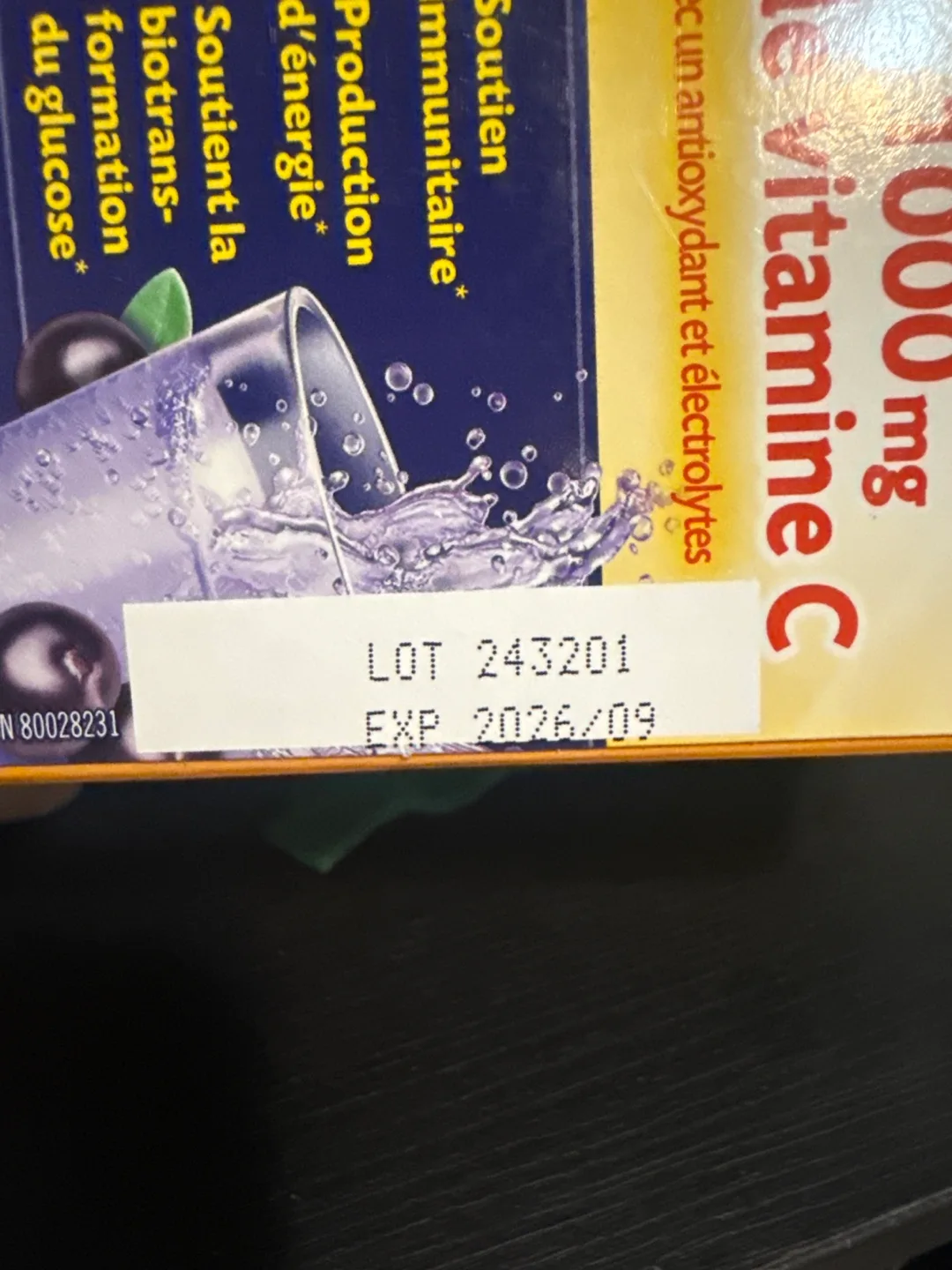 Emergen-C Vitamin C - Acai Berry (30 Sachets) image indicator(2)