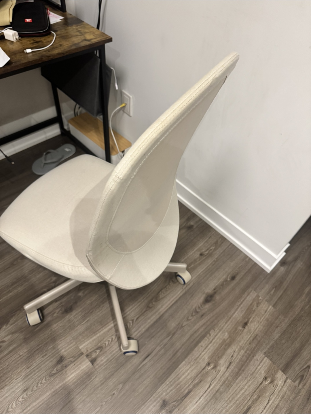 Beige Office Chair - photo 3