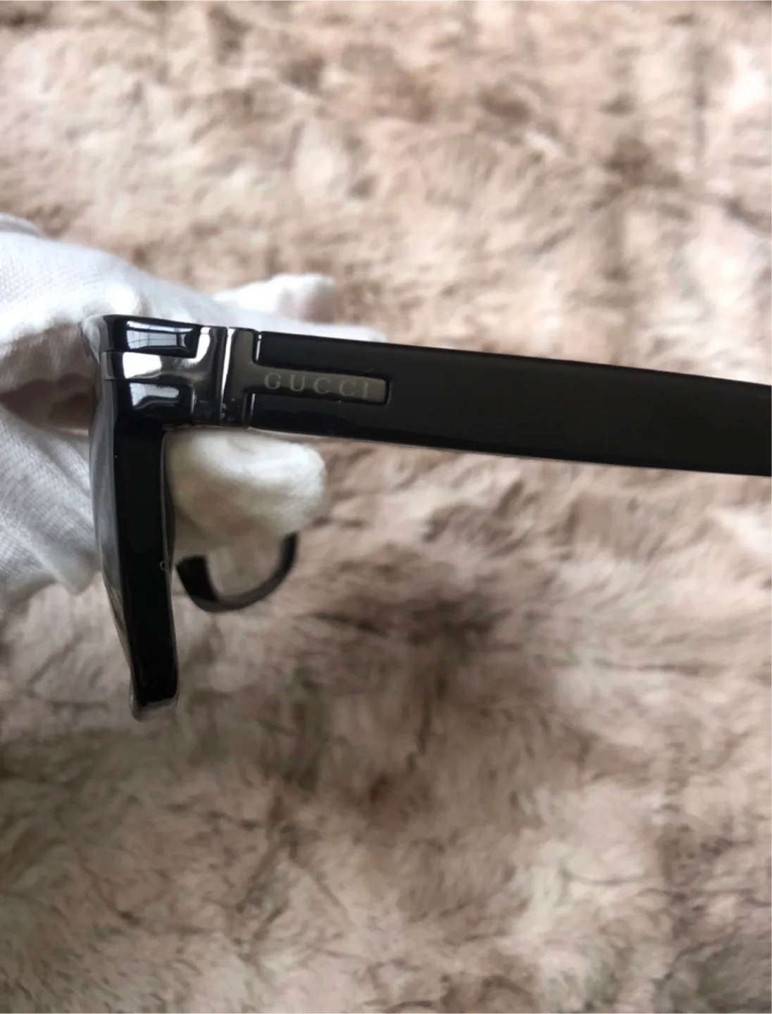 Unisex Gucci Sunglasses image indicator(9)