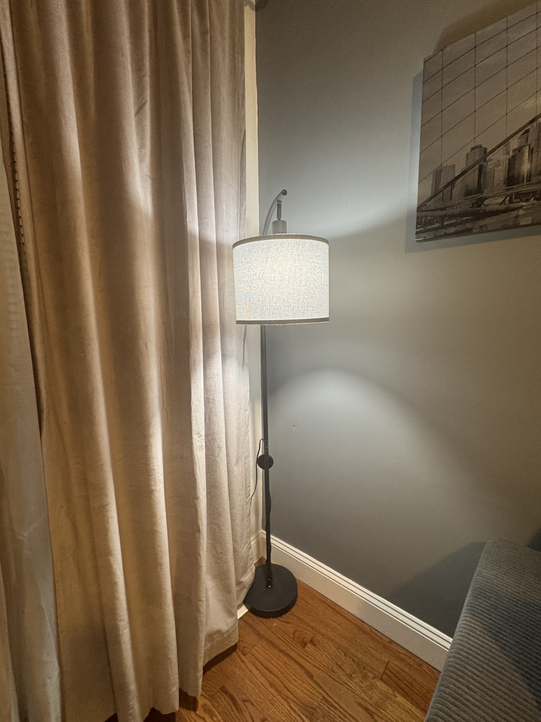 Floor Lamp - Adjustable Height - photo 3