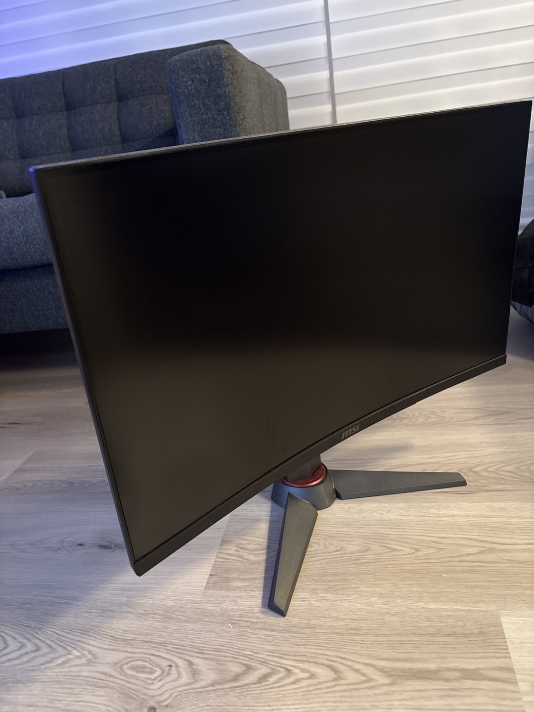 MSI Gaming Monitor Optix MAG270CR - photo 2