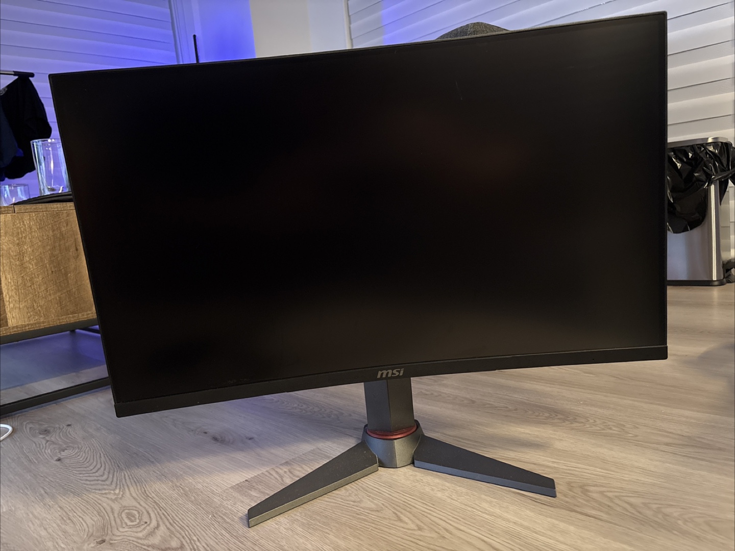 MSI Gaming Monitor Optix MAG270CR - photo 3