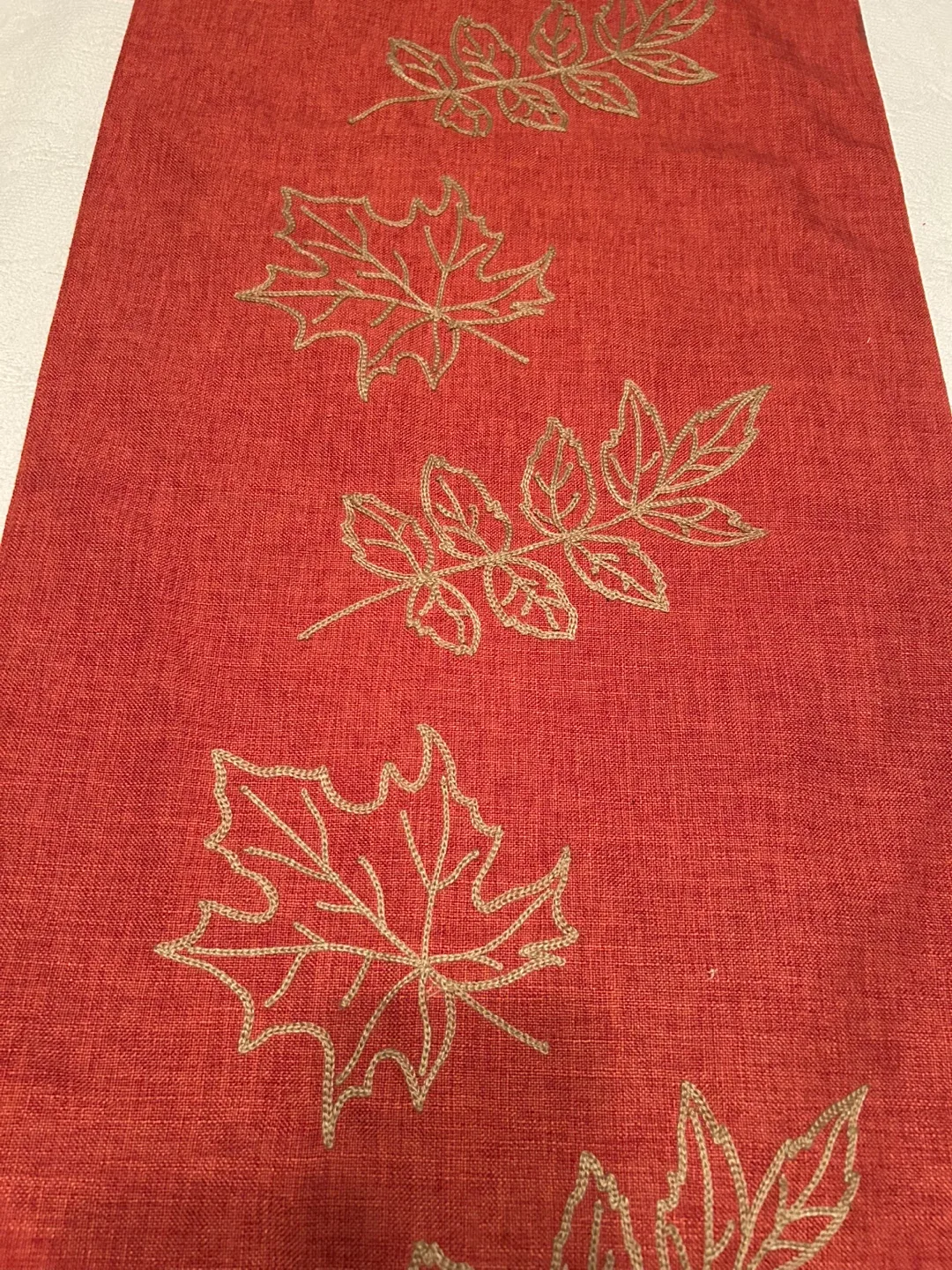 Splendid Table Runner, orange & beige image indicator(2)
