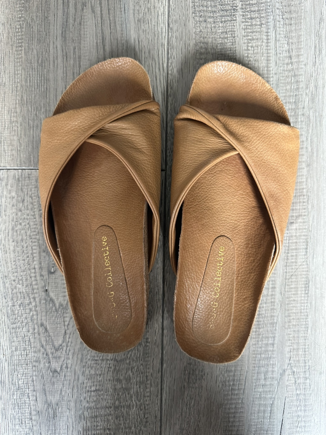 BOG Collective Leather Slides - Size 7