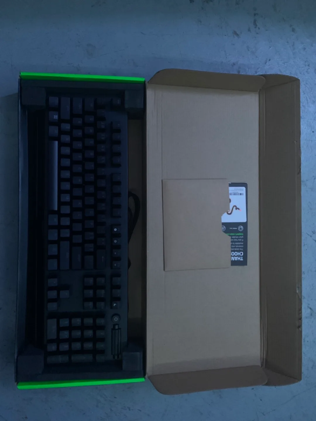 Razer BlackWidow V3 Mechanical Keyboard image indicator(2)