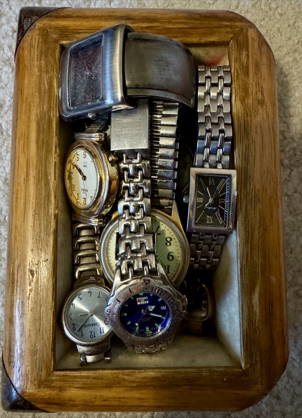 Vintage Assorted Watch Collection - Not sure if they all work. - photo 2