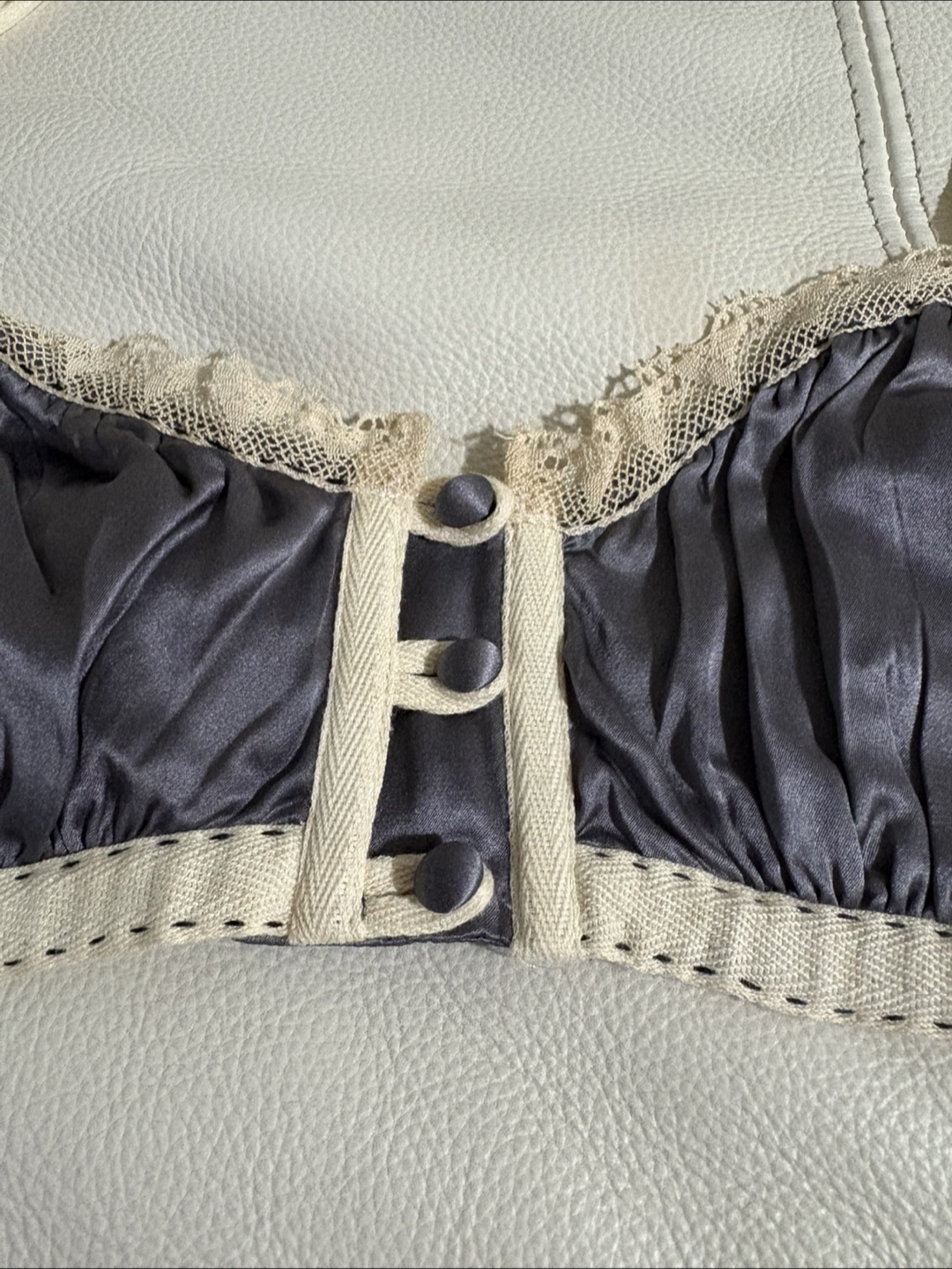 Louis Vuitton Bra Size 36 - photo 3