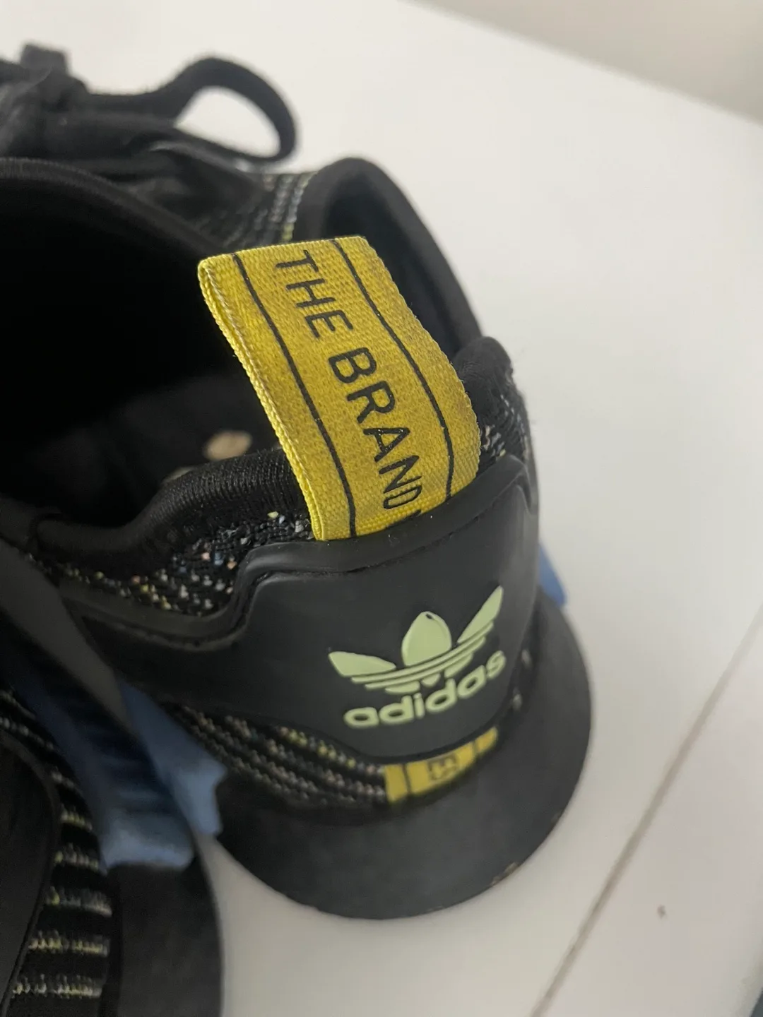Adidas NMD R1 Black Sneakers image indicator(4)