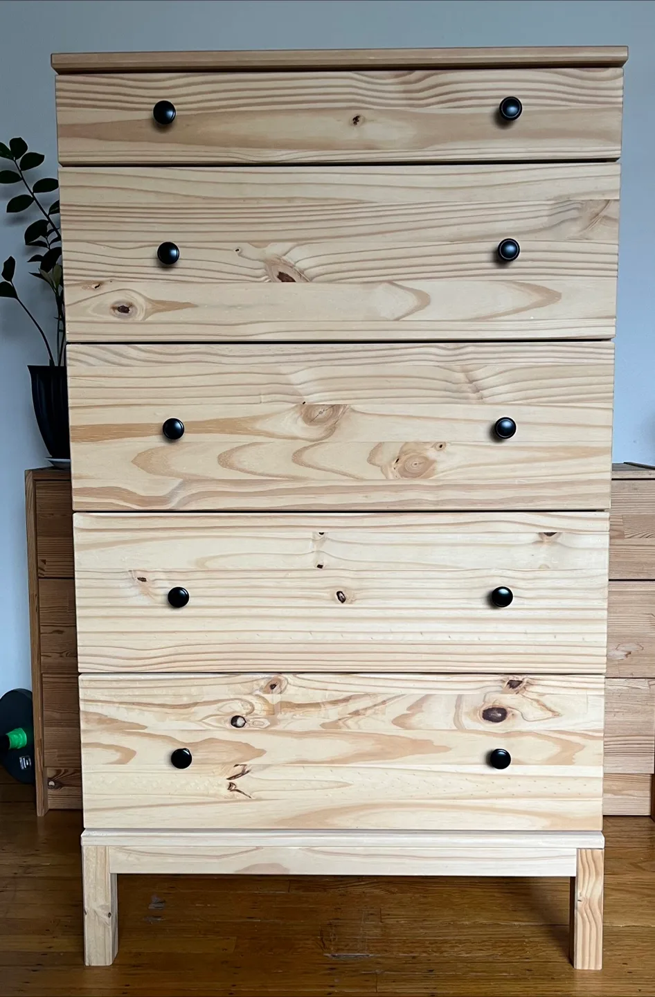IKEA Tarva 5-Drawer Dresser image indicator(2)