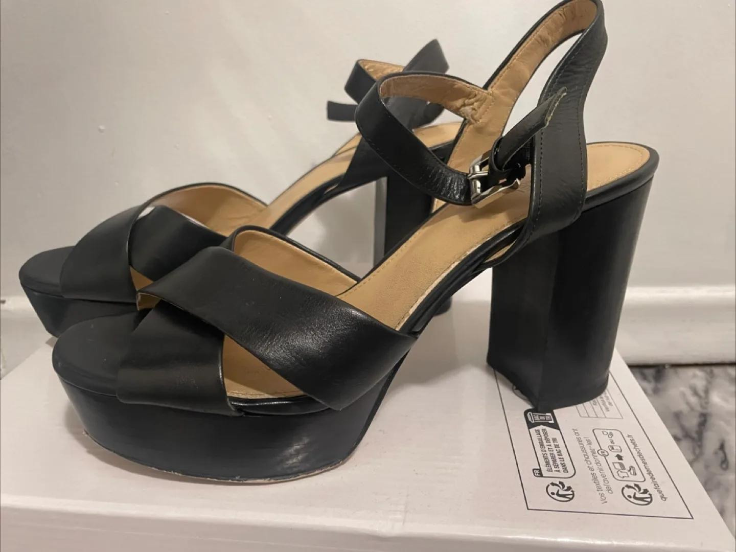 Michael Kors Black Platform Heels image indicator(3)