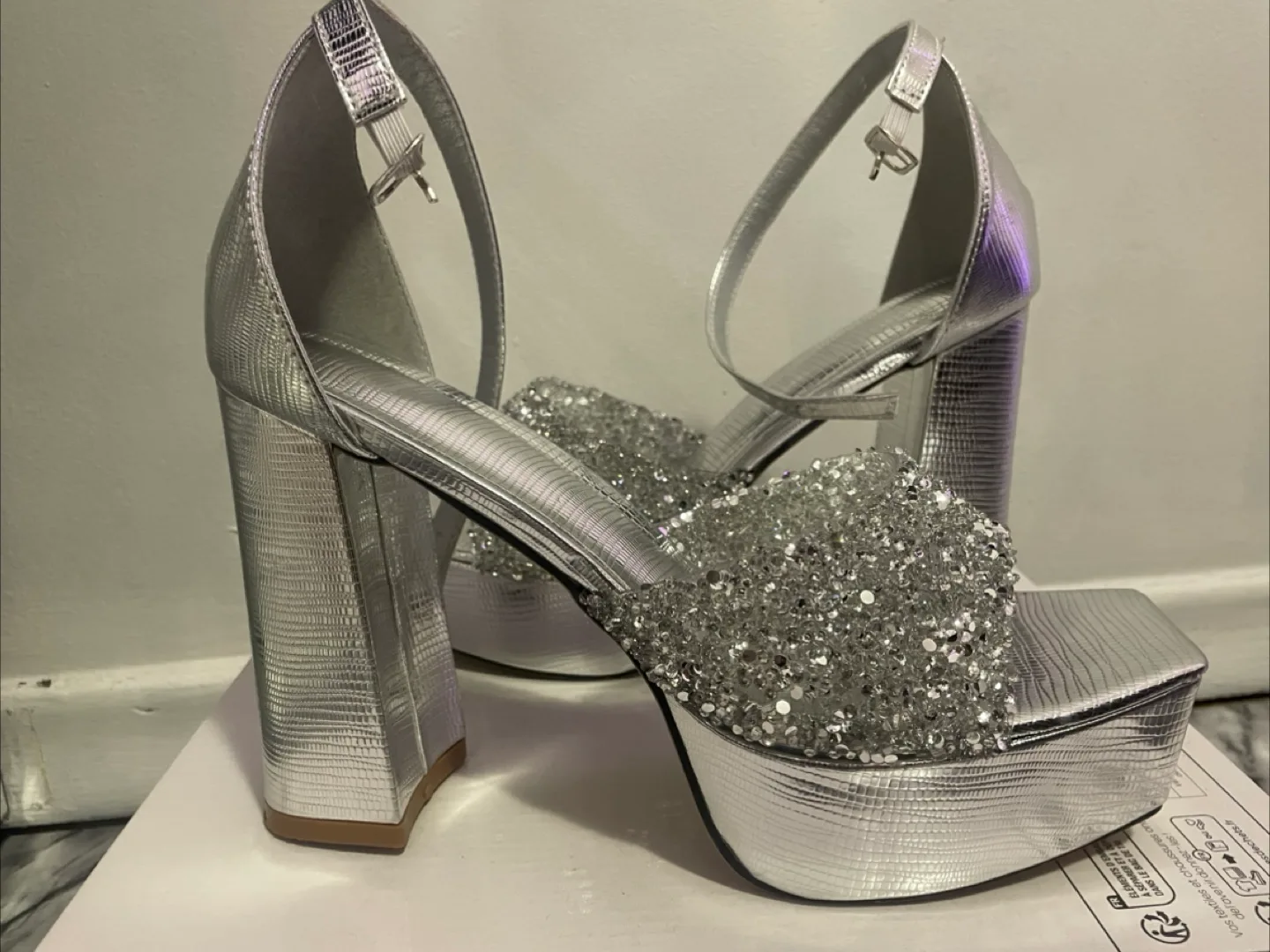 Silver Platform Heels image indicator(2)