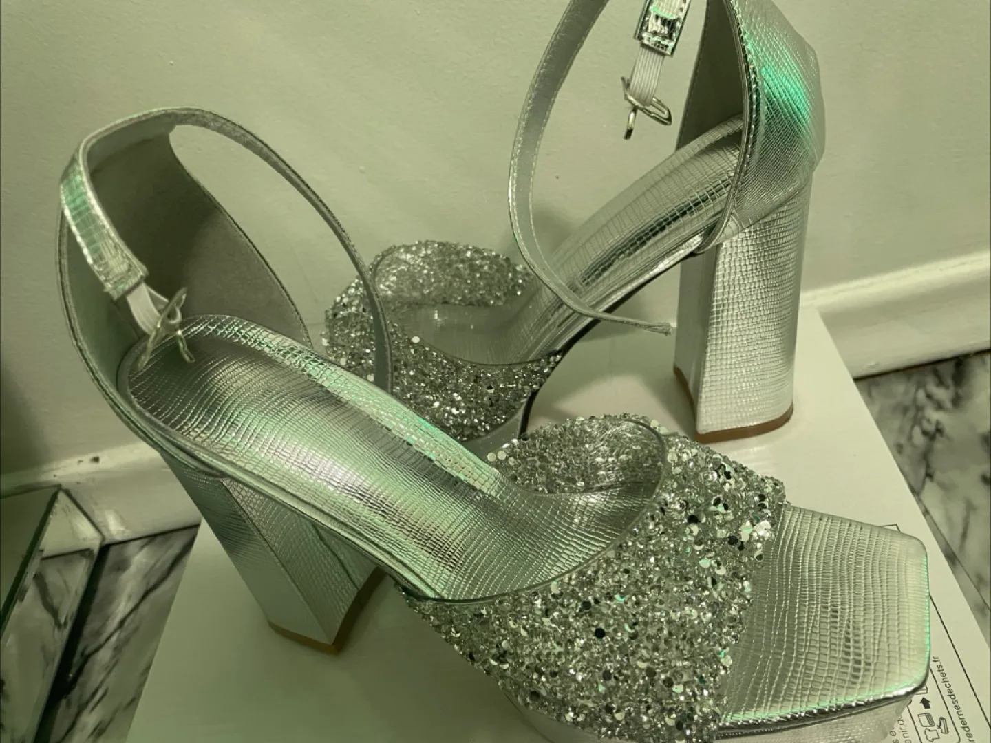 Silver Platform Heels image indicator(3)