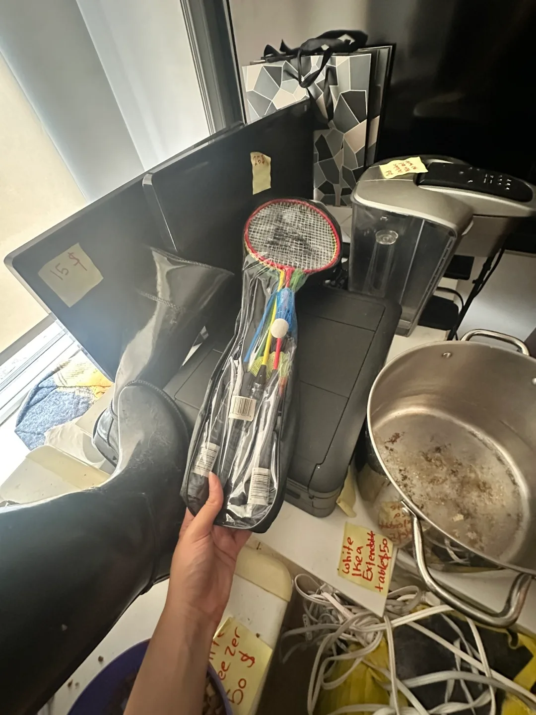 Badminton Set - 4 Rackets + Shuttlecocks thumbnail