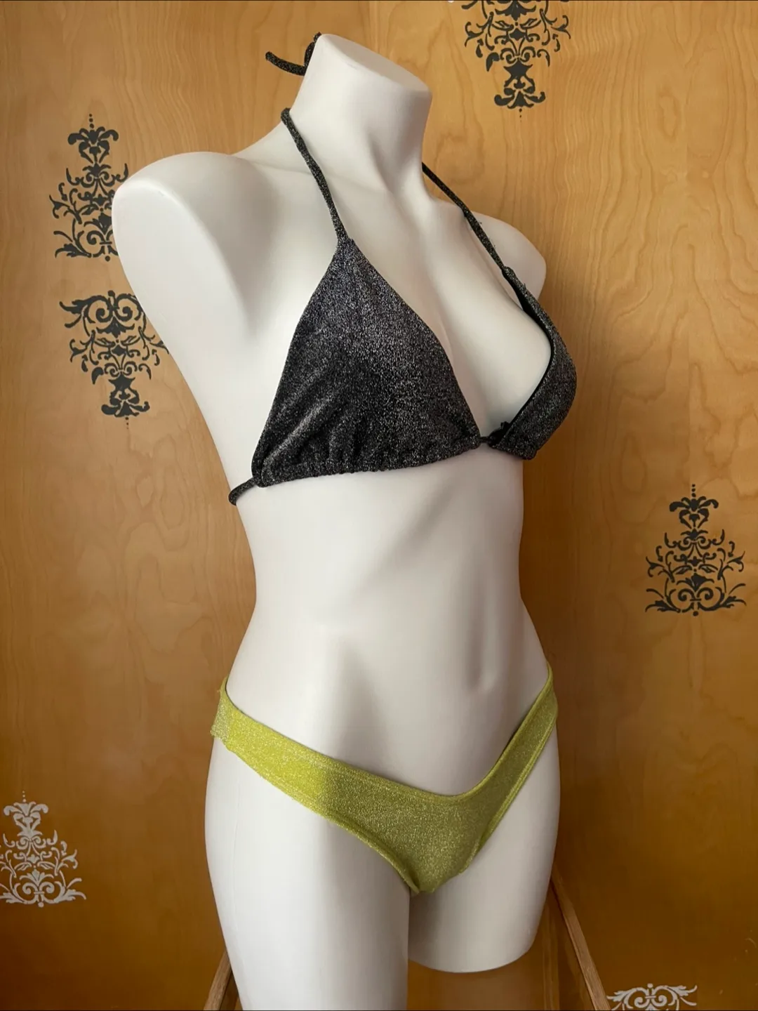 Vintage 2000s Y2K Sparkly Black & Yellow String Bikini Set S/M image indicator(2)