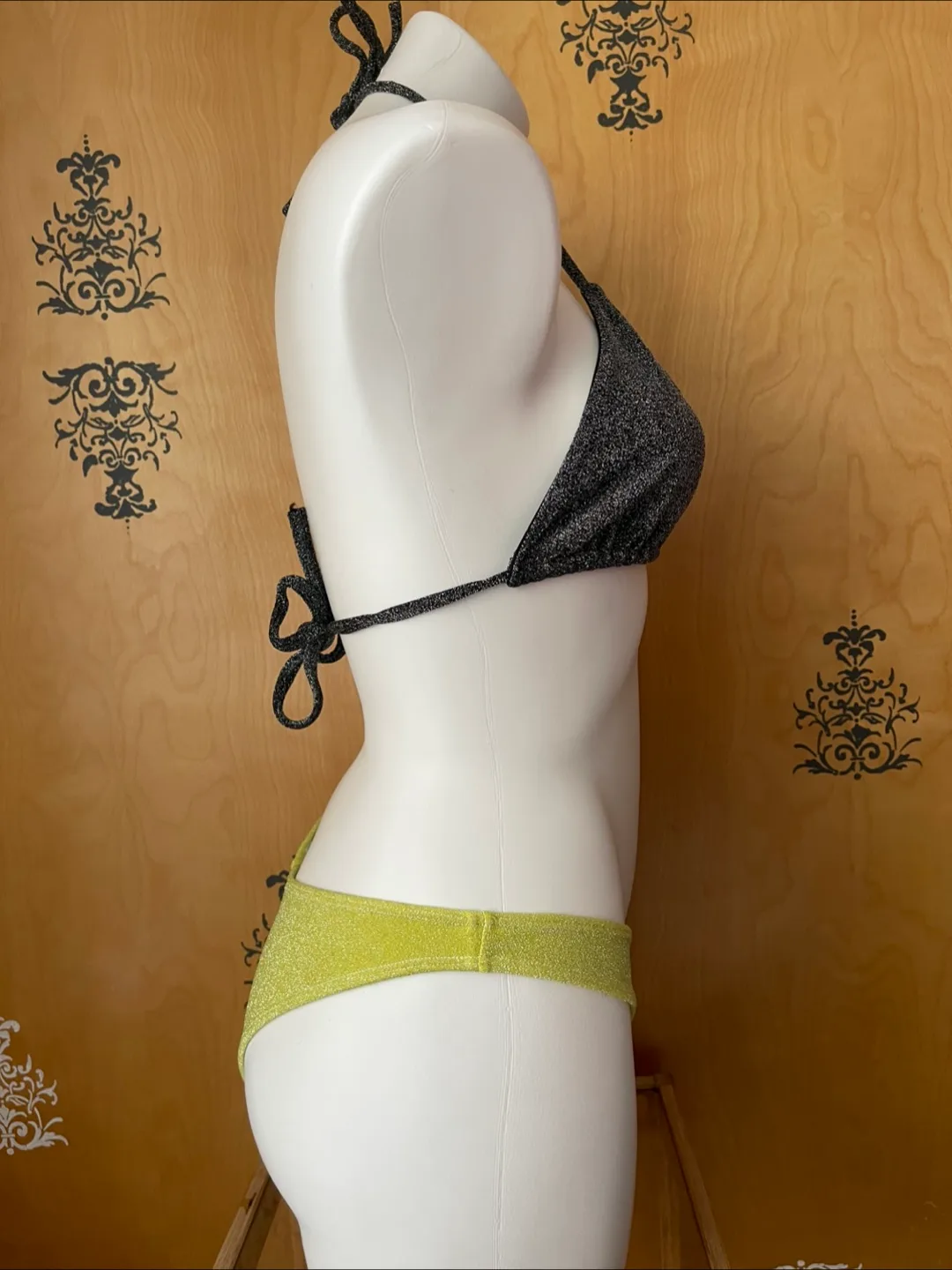 Vintage 2000s Y2K Sparkly Black & Yellow String Bikini Set S/M image indicator(3)