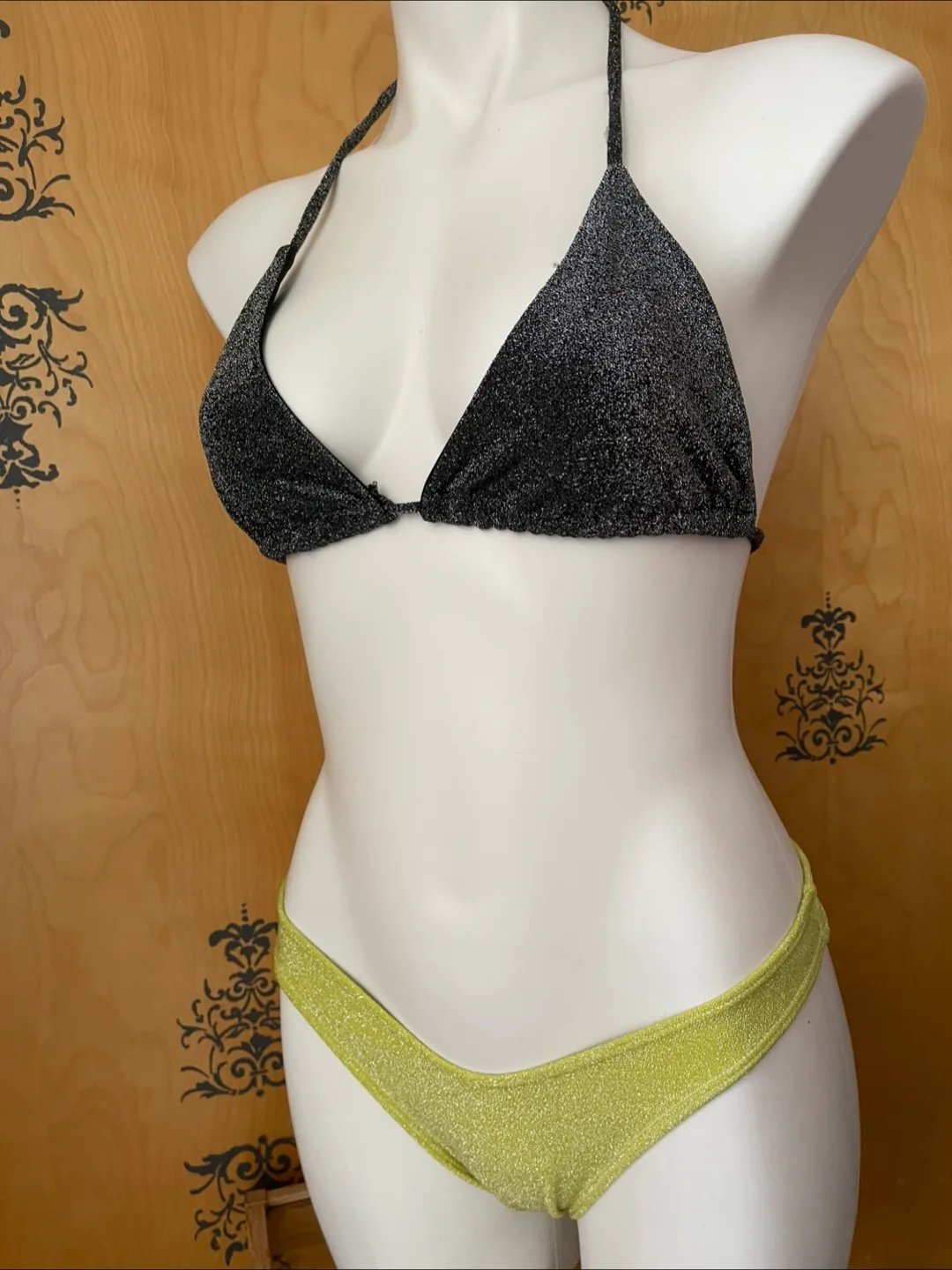 Vintage 2000s Y2K Sparkly Black & Yellow String Bikini Set S/M image indicator(7)