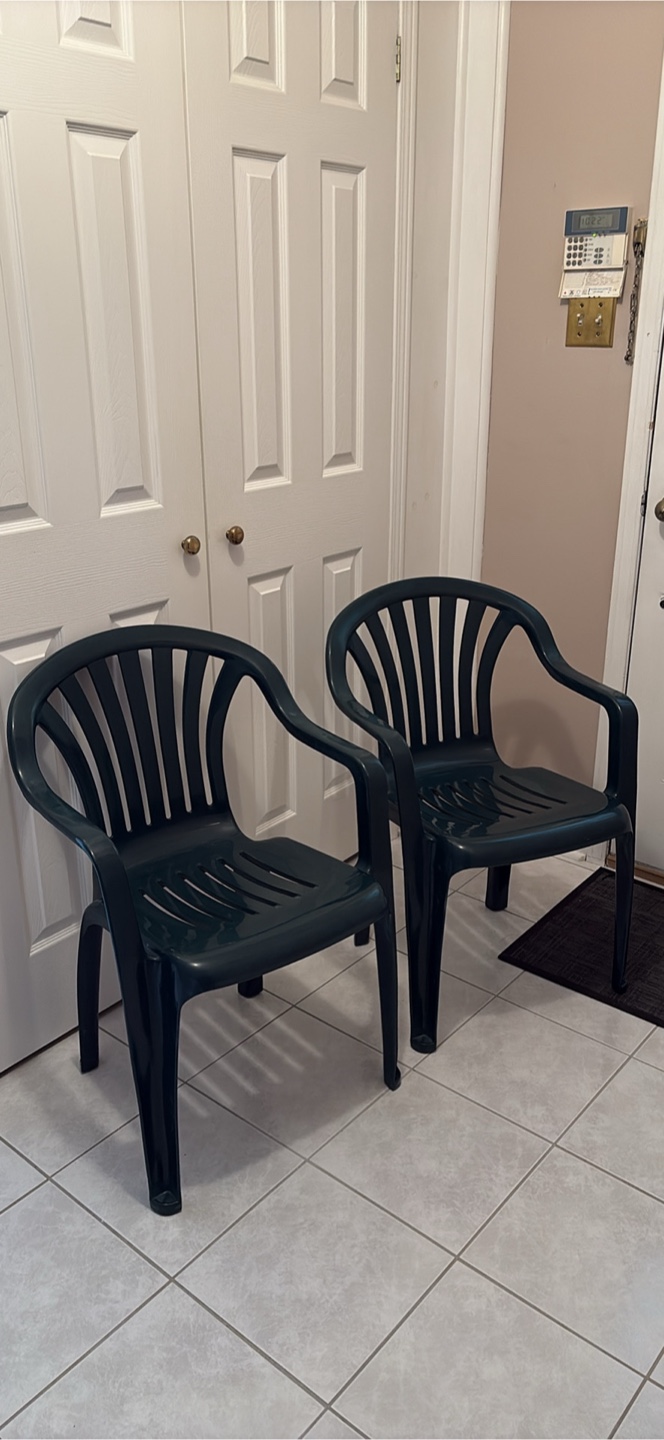 Set of Outdoor Patio Chairs