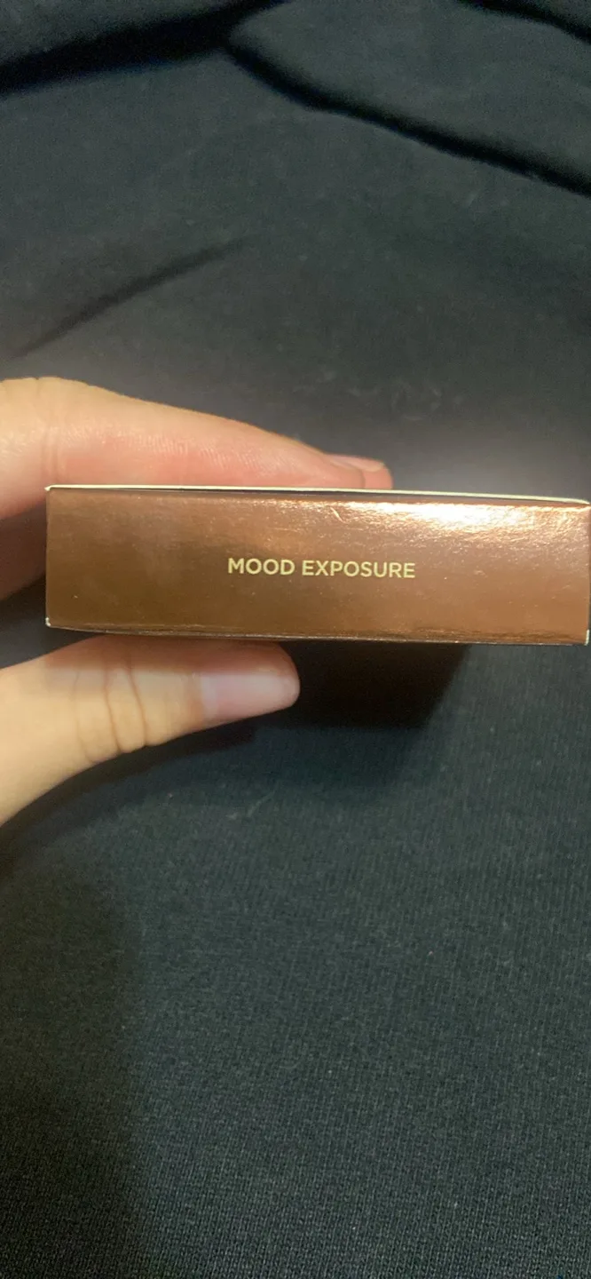 Hourglass Ambient Lighting Blush - Mood Exposure image indicator(2)