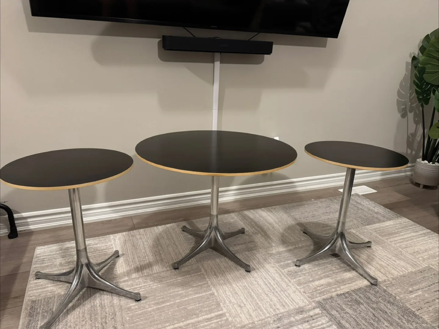 Herman Miller George Nelson Table Set – Coffee + 2 Pedestal image indicator(8)