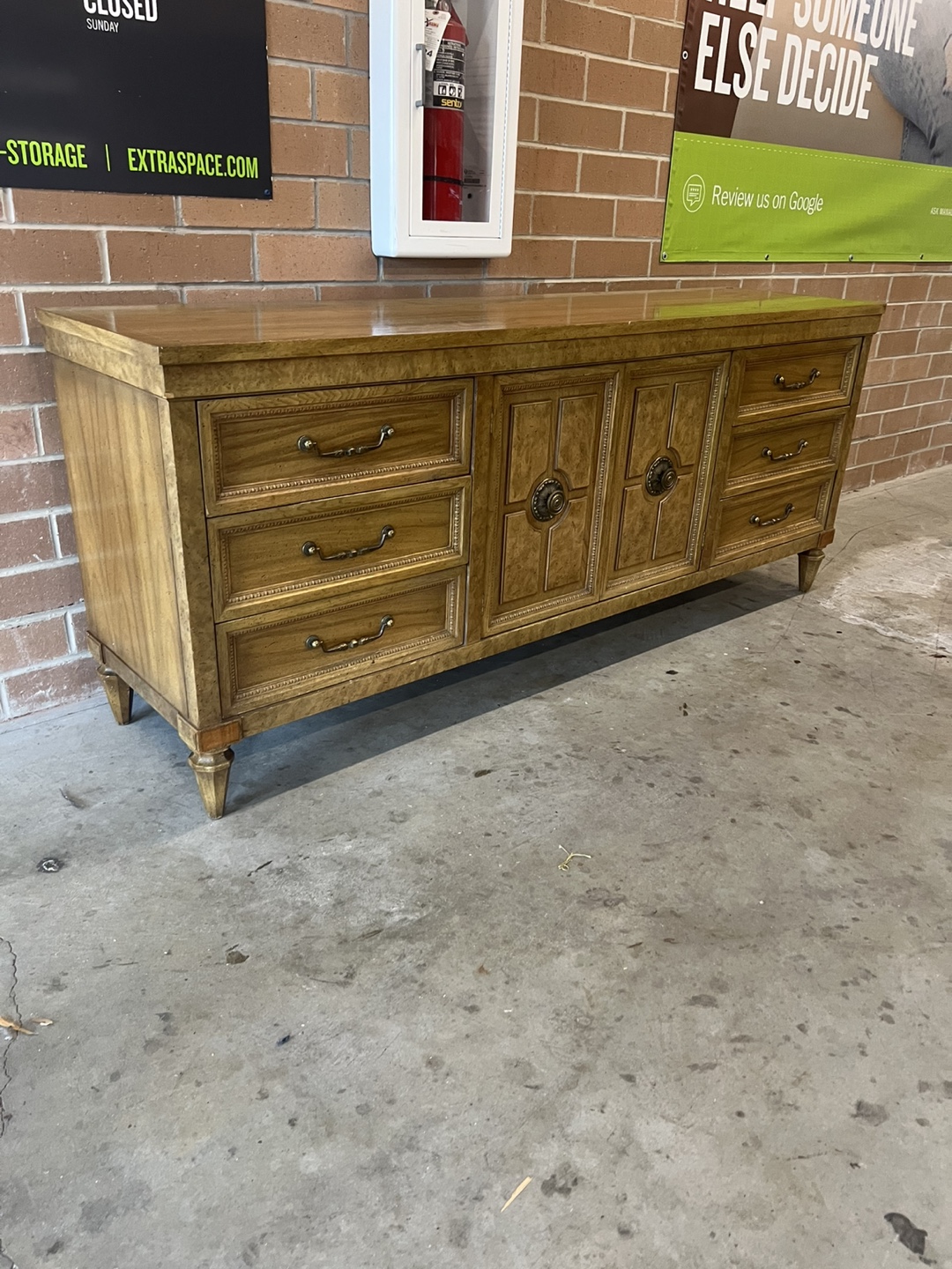 9 drawers  Wooden Dresser - photo 2
