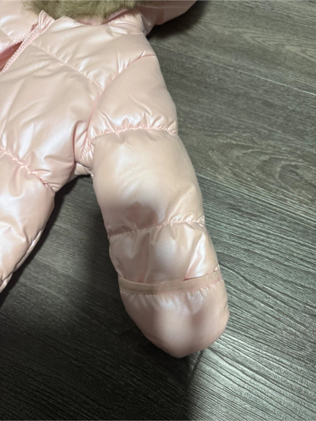 Carter's 6-9M Pink  Snowsuit perfect for full 🥶 winters - photo 3