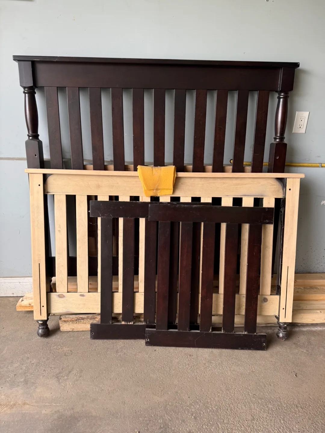 Convertible Baby Crib