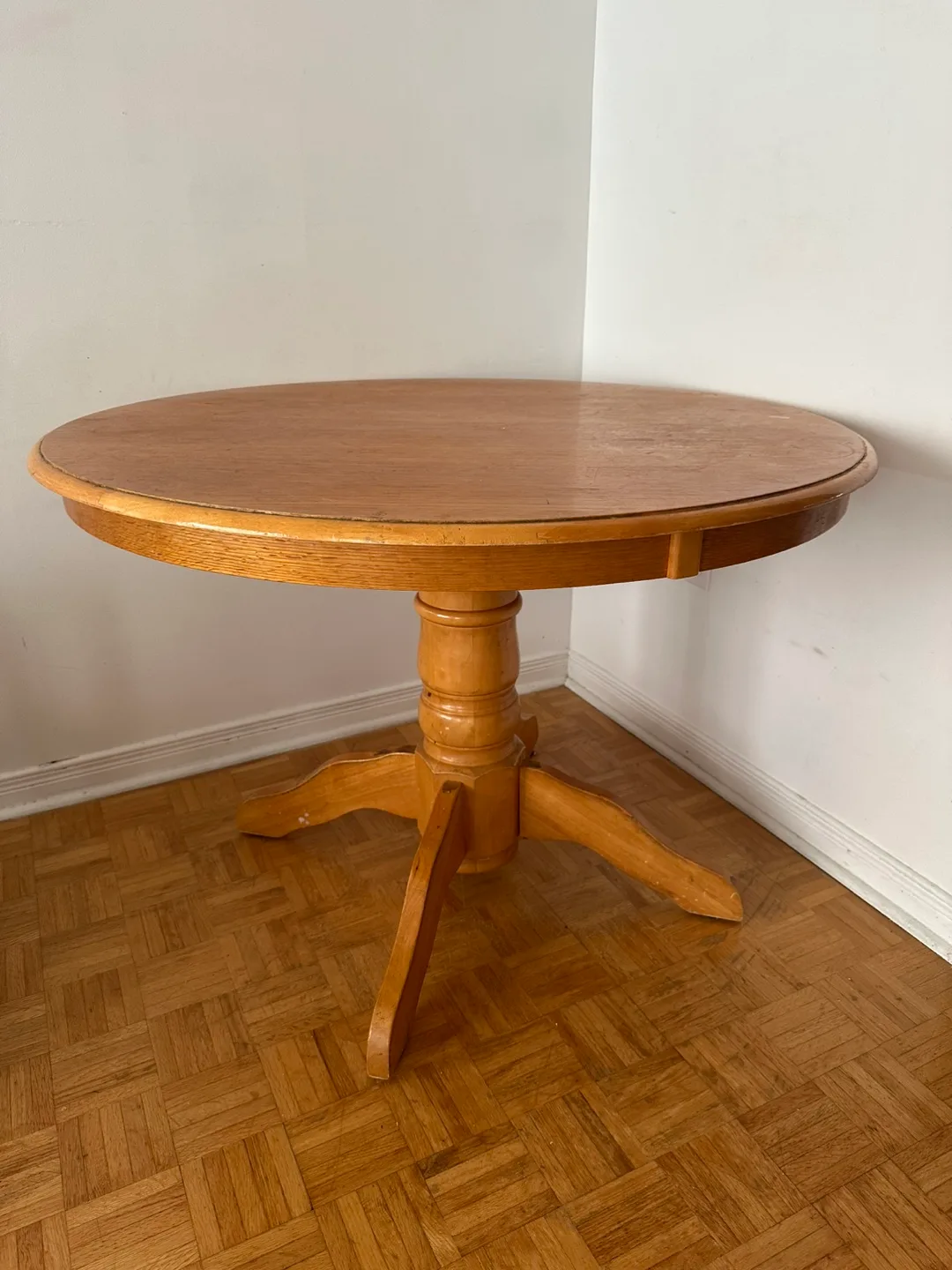 Round Wooden Dining Table thumbnail