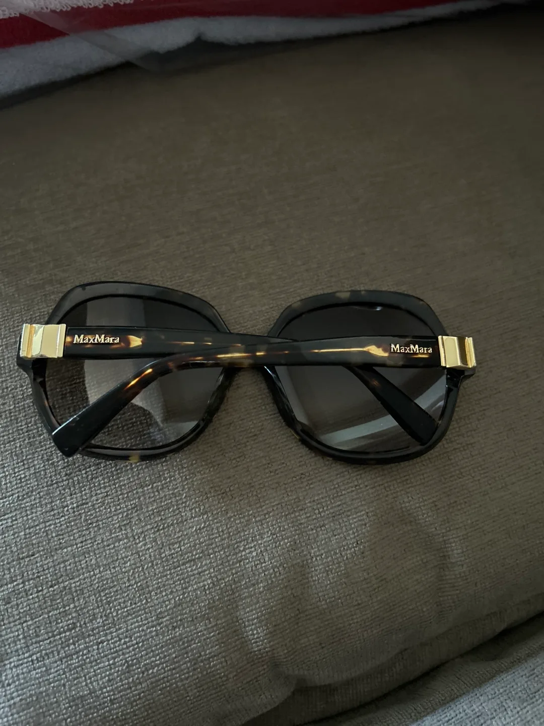 Max Mara Sunglasses thumbnail
