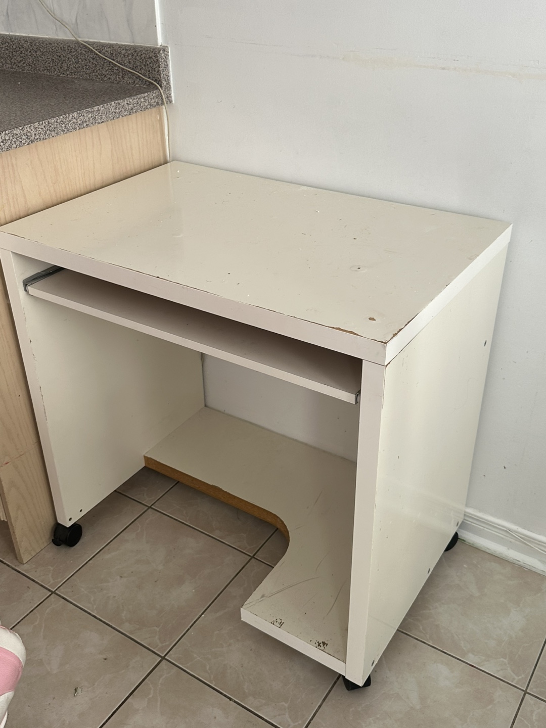 White Computer Desk