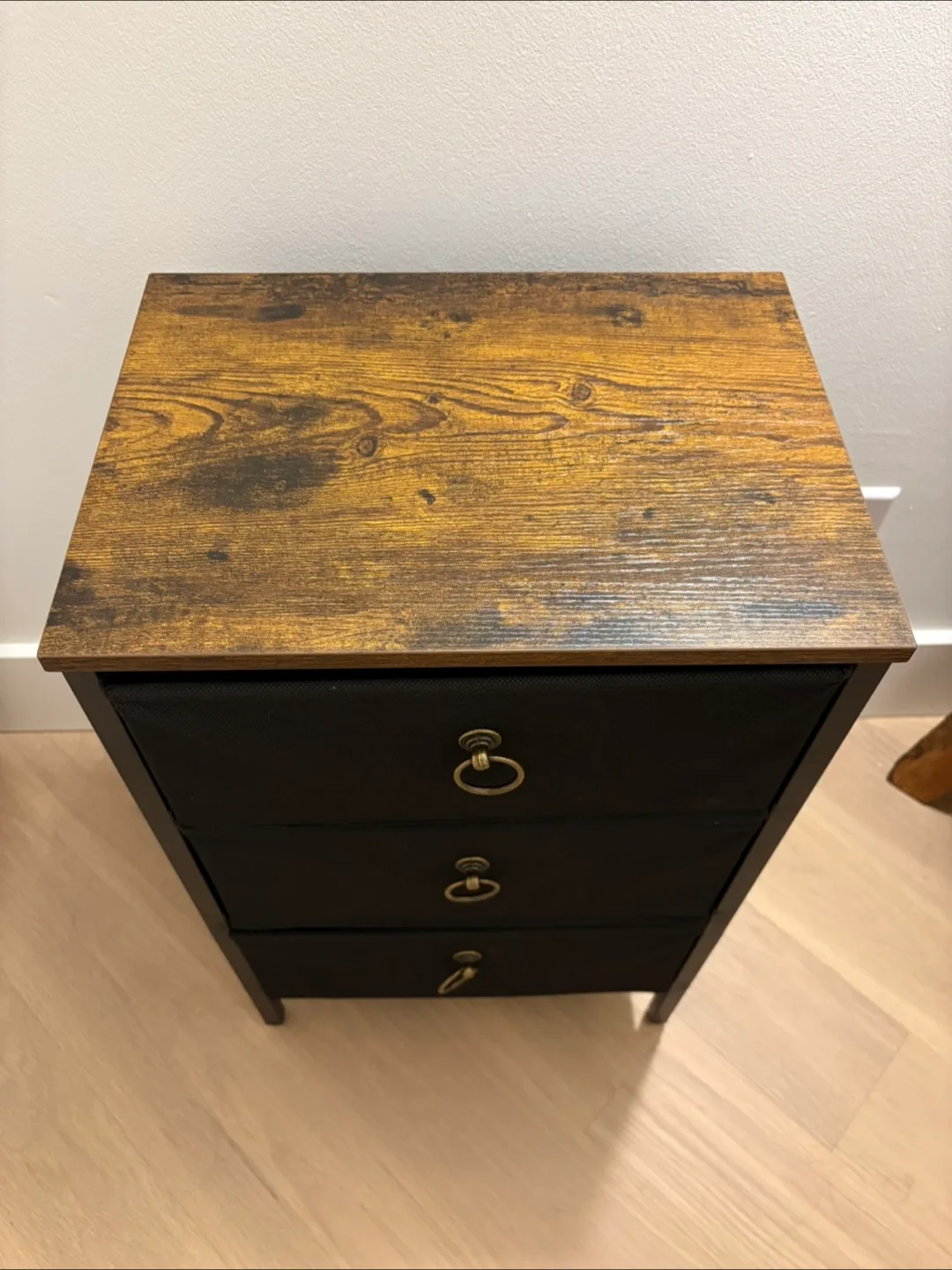 Bedside table thumbnail