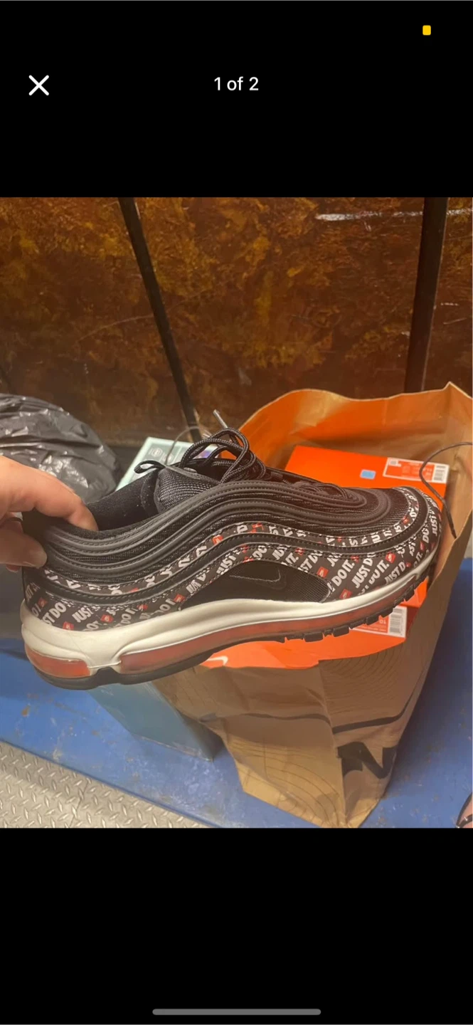 Nike shoes