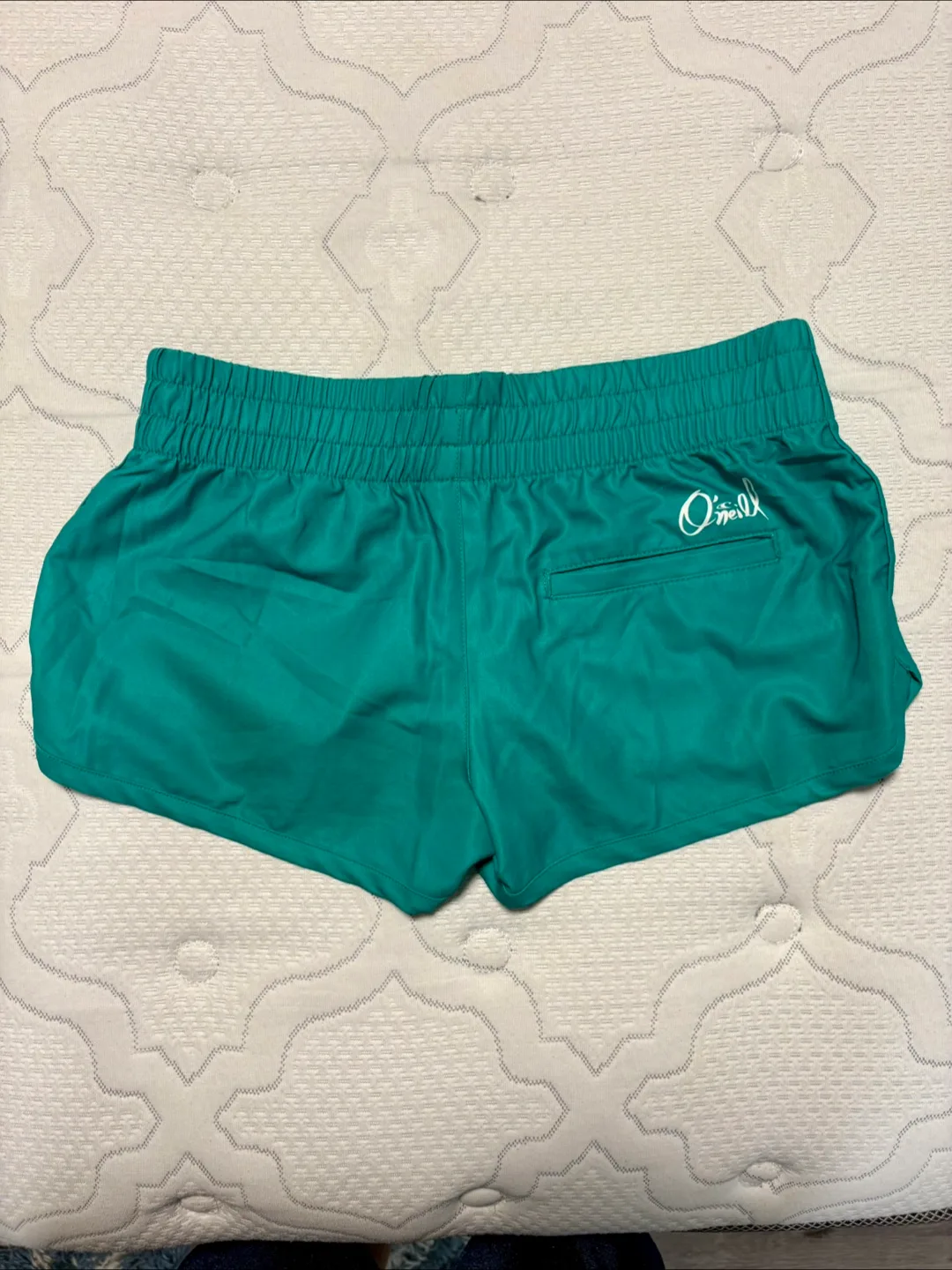 Variety of Women's Shorts - Banana Republic, Talula, Dynamite image indicator(8)
